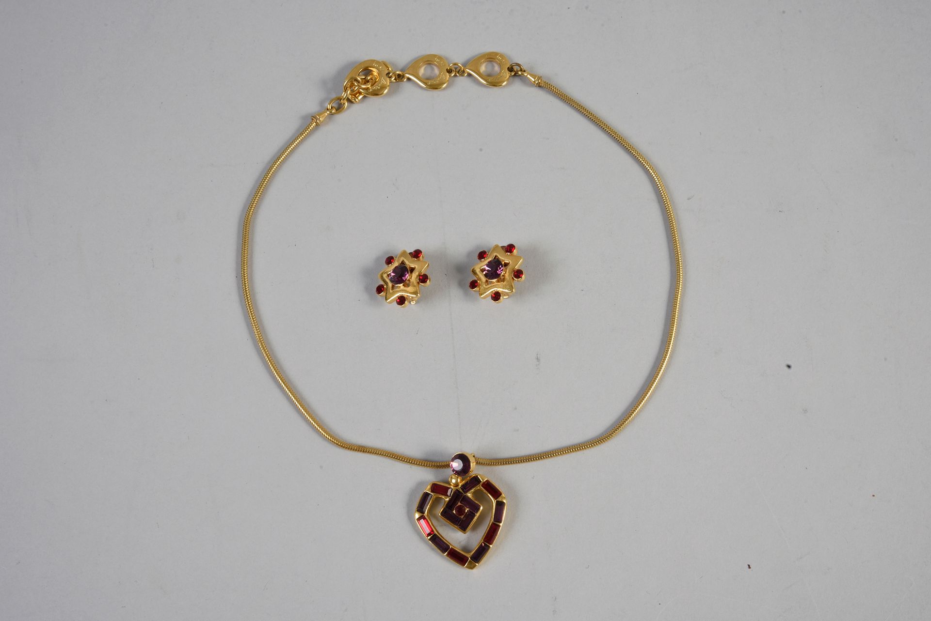 Yves Saint LAURENT Partie de parure composée d'un collier à maille serpent ornée&hellip;