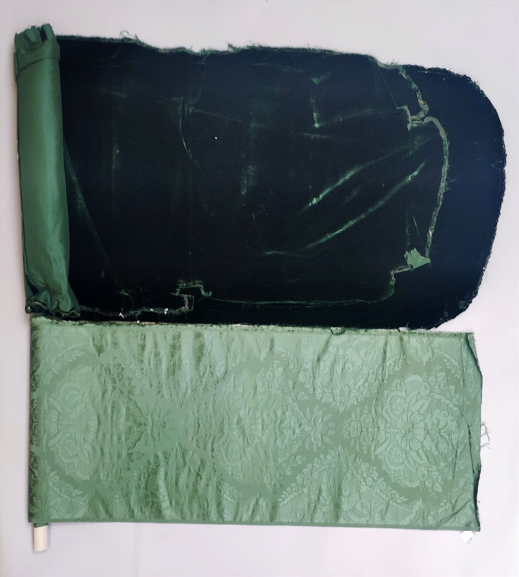 Null Damast und Seidensamt, Damast mit graugrüner Spitze im Regency-Stil, 280 x &hellip;