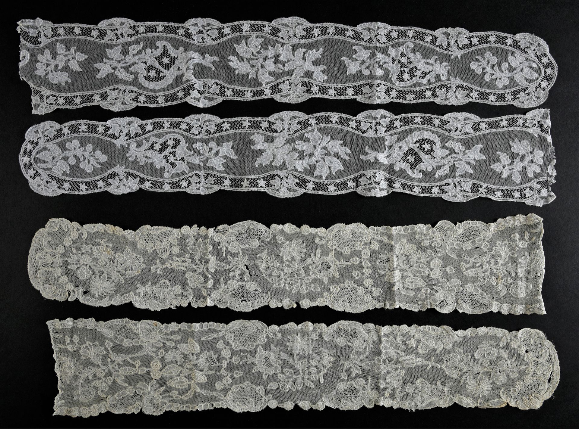 Null Two pairs of Brussels lace barbs, spindles, circa 1740-50.

In fine linen t&hellip;