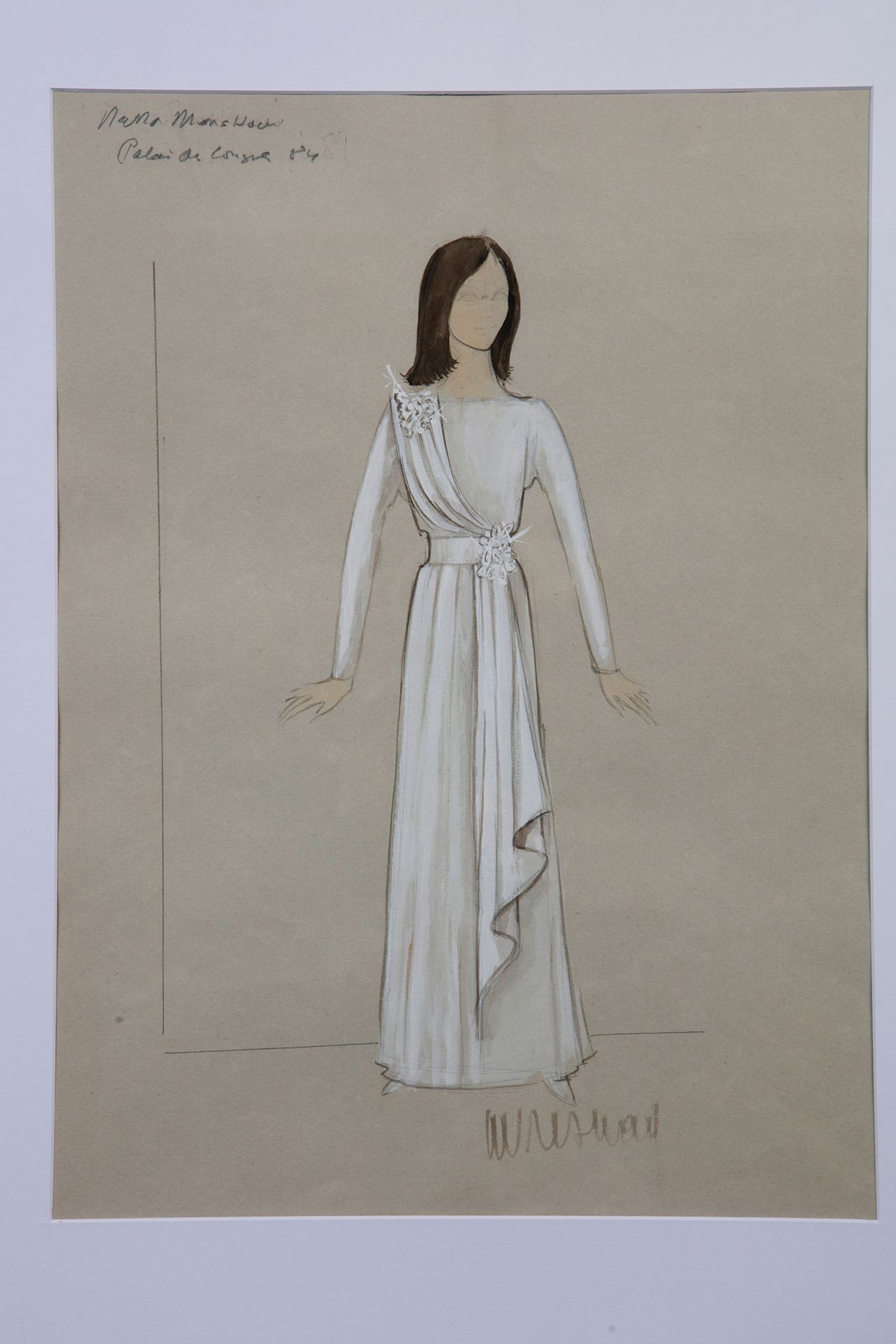 Null NANA MOUSKOURI
造型师Michel Fresnay为Nana Mouskouri于1984年在巴黎会议宫举行的音乐会创作的2幅服装原画。&hellip;