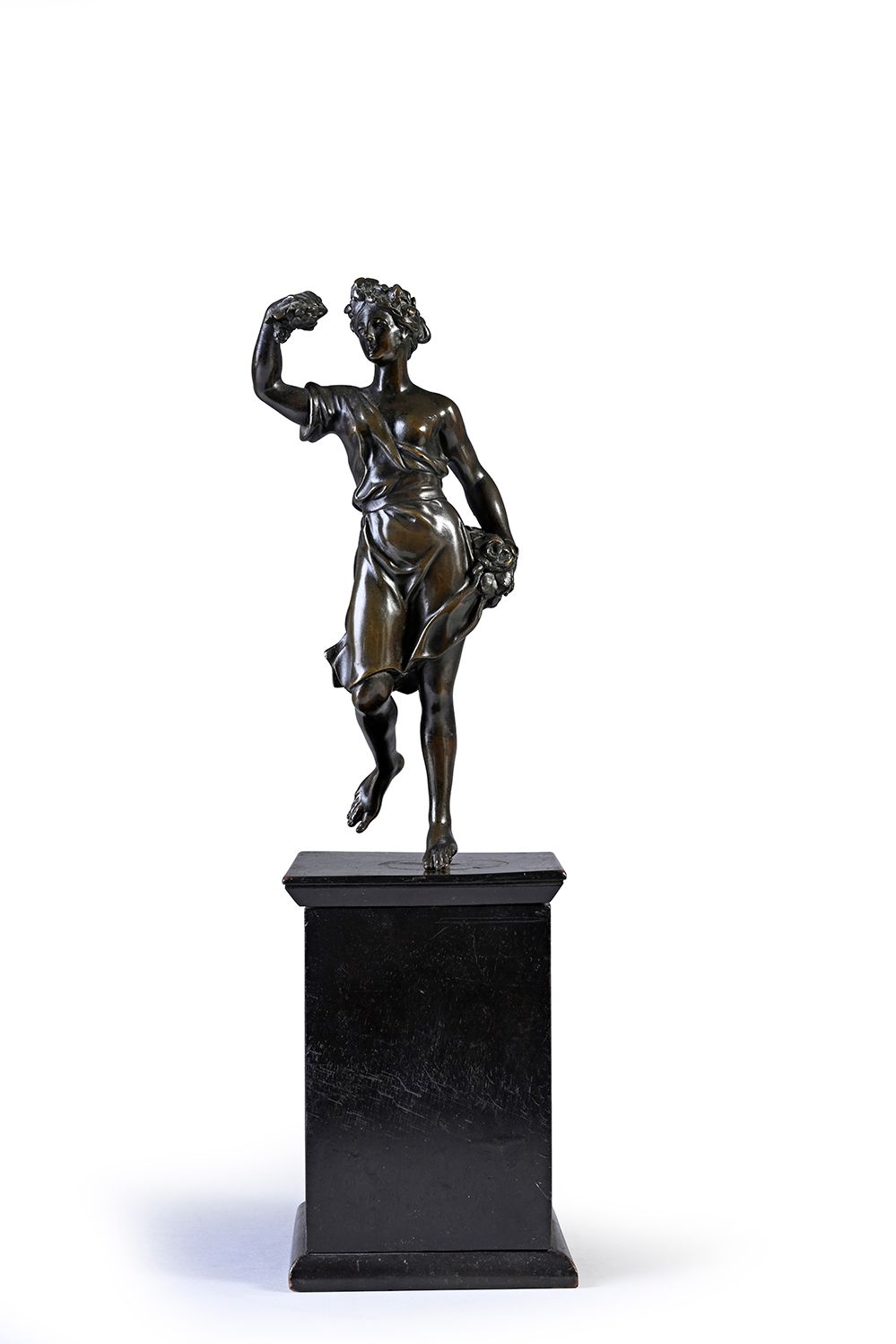 D'après François Girardon (1628-1715) L'Aurore ou Flore.
Bronze.
Début du XVIIIe&hellip;