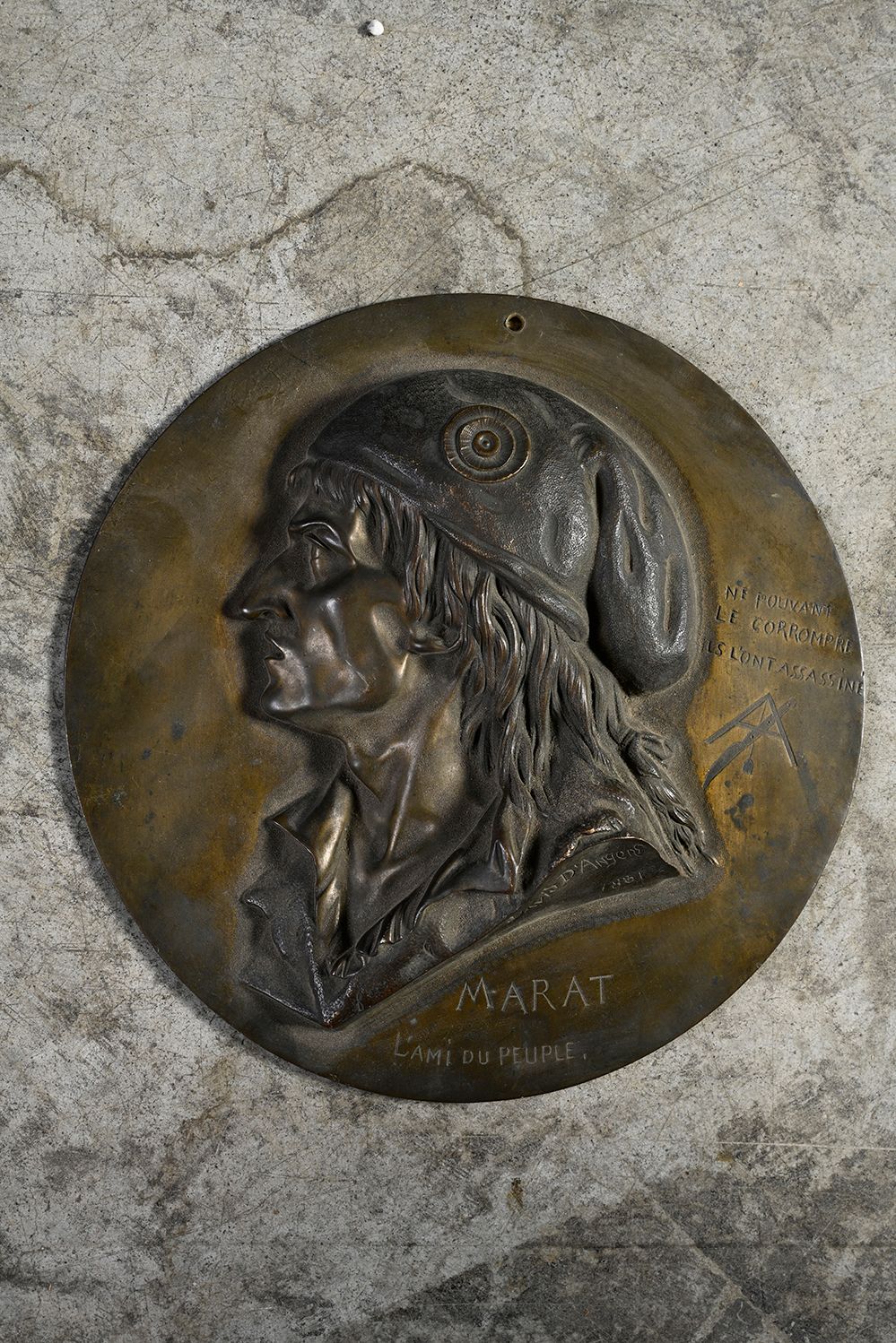 Pierre Jean DAVID D'ANGERS (1788-1856) 让-保罗-马拉（1743-1793）的肖像
政治家的铜质奖章，标题为MARAT L&hellip;