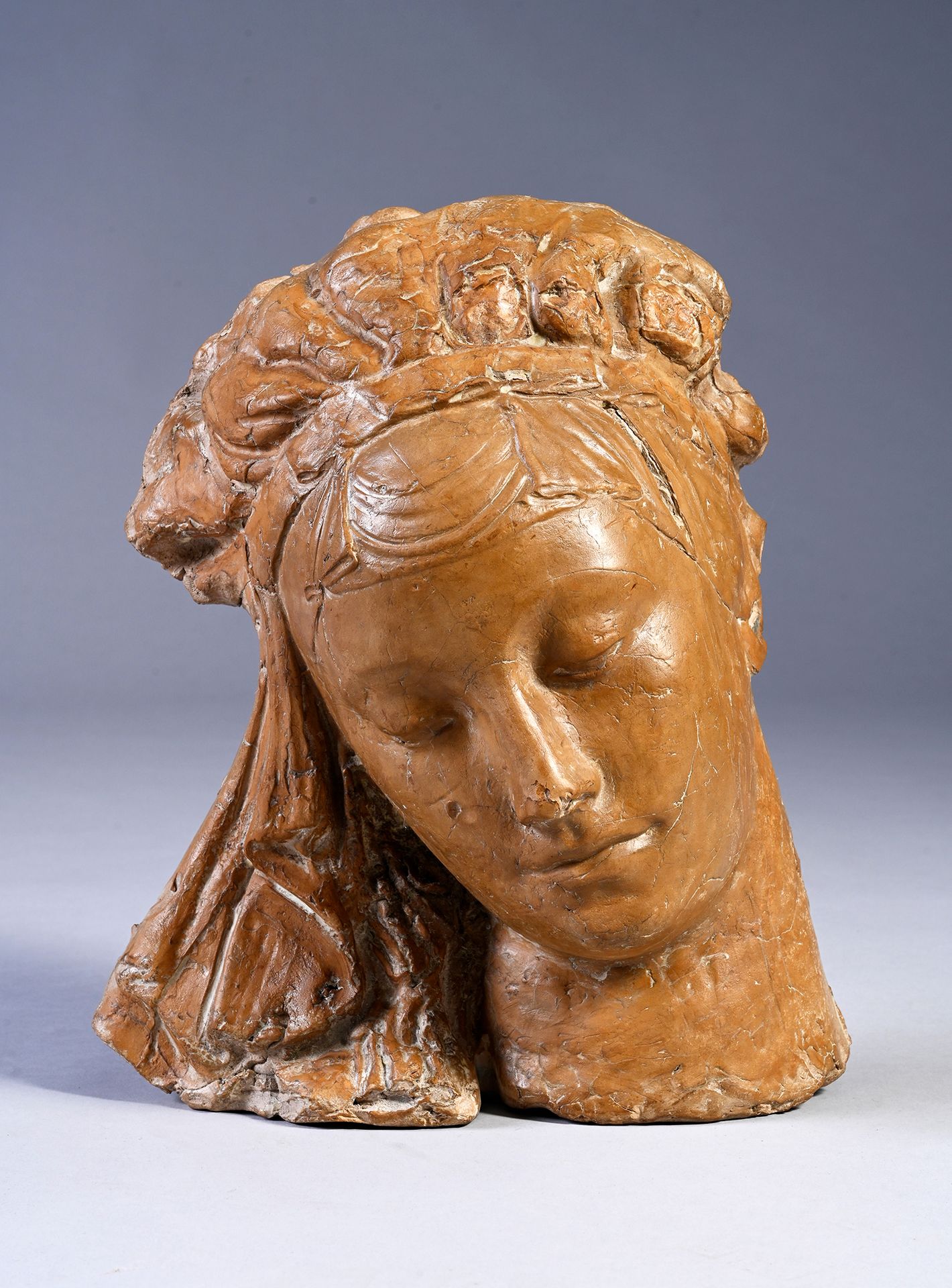 Null Head of Virgin in terracotta.
In the style of the workshop of della Robia o&hellip;