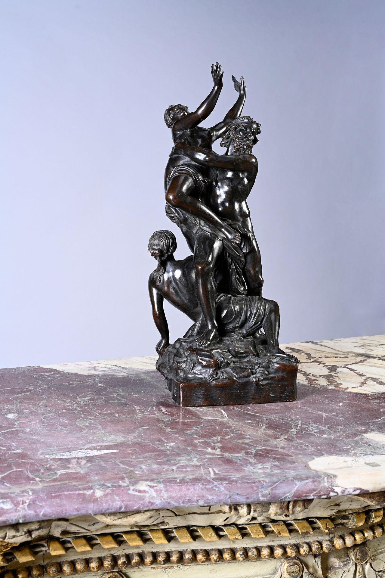 D'après François GIRARDON (1628-1715) 绑架普罗赛尔宾
棕色铜锈的青铜器
H.52.5厘米
18世纪末-19世纪初
弗朗索瓦&hellip;