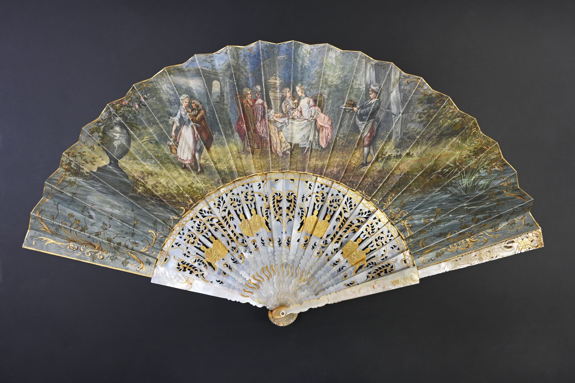 Null Supper in the garden, China and Europe 
Folded fan, the double sheet in pai&hellip;
