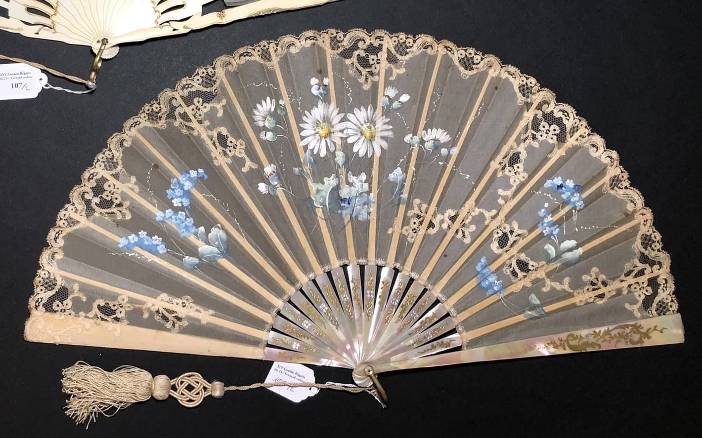 Null Two fans, Europe, circa 1900
The leaves in gauze painted with flowers. One &hellip;