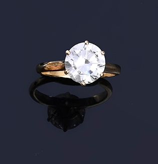 Null Solitaire en or 18k (750e) serti d'un diamant de taille brillant ( 3 ct env&hellip;