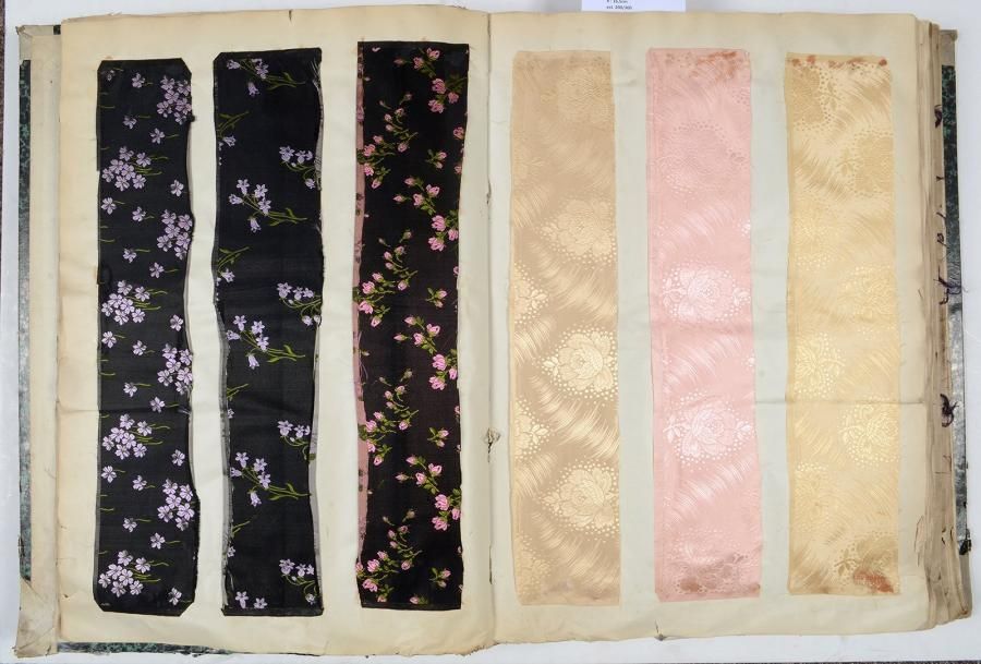 Null Album d'échantillons de soieries façonnées pour la mode, Hiver 1899-1900, f&hellip;