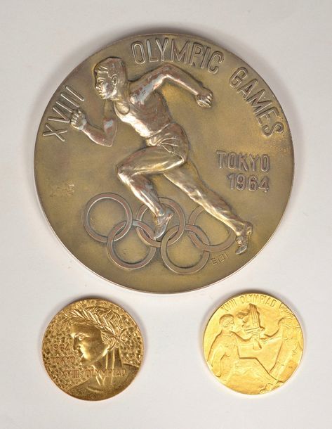 Null Ensemble de 2 médailles commémoratives de vainqueur, cuivre et doré. Diamèt&hellip;
