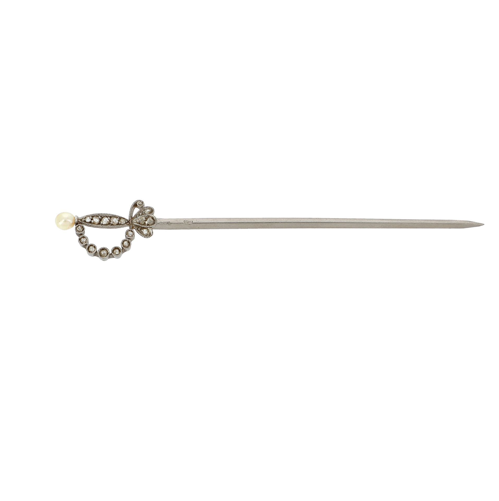 Null TIE PIN



in white gold saber, the guard punctuated with roses and finishe&hellip;