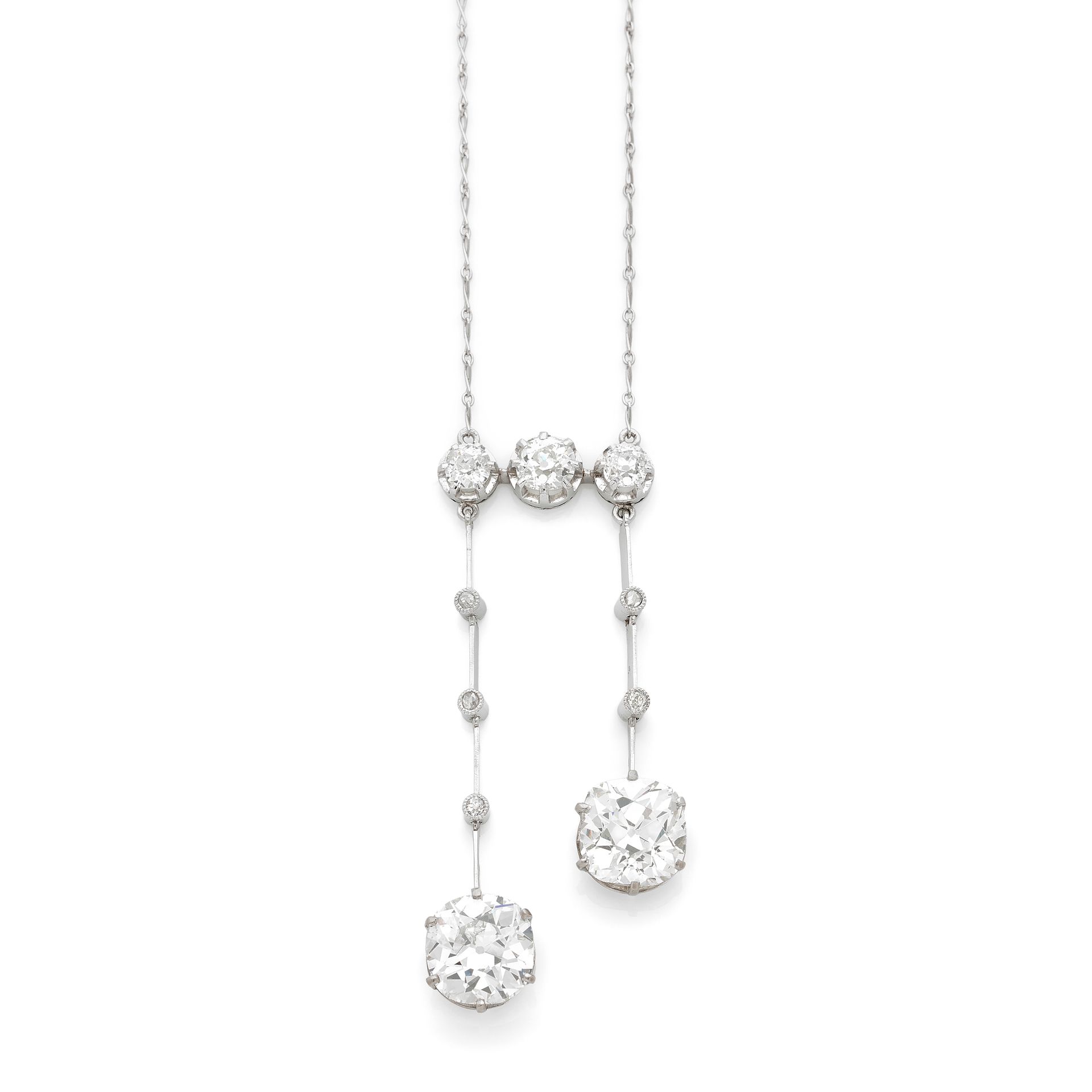 Null 美丽的女式内衣项链

一条镶有两颗枕形钻石的钻石和铂金项链，重量为4.87克拉和4.09克拉。

一条镶有两颗枕形钻石的钻石和铂金项链，重量为4.87&hellip;