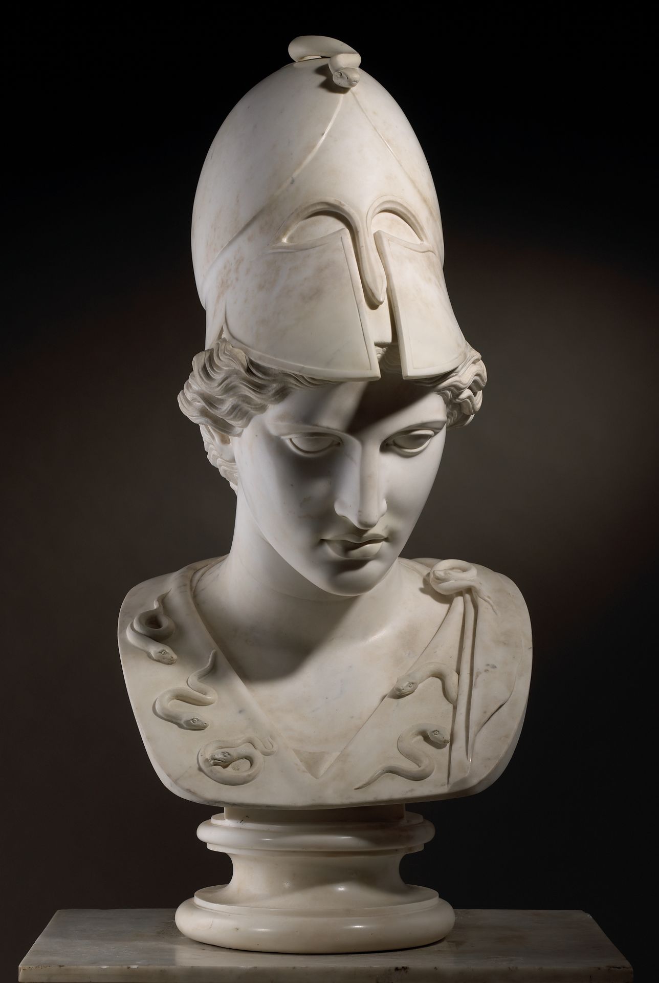 Null 韦勒特里型雅典娜-帕拉斯半身像

18世纪末-19世纪初

白色大理石雕塑

高度：94厘米



注意事项

灵感来自于1世纪被称为 "Vellet&hellip;