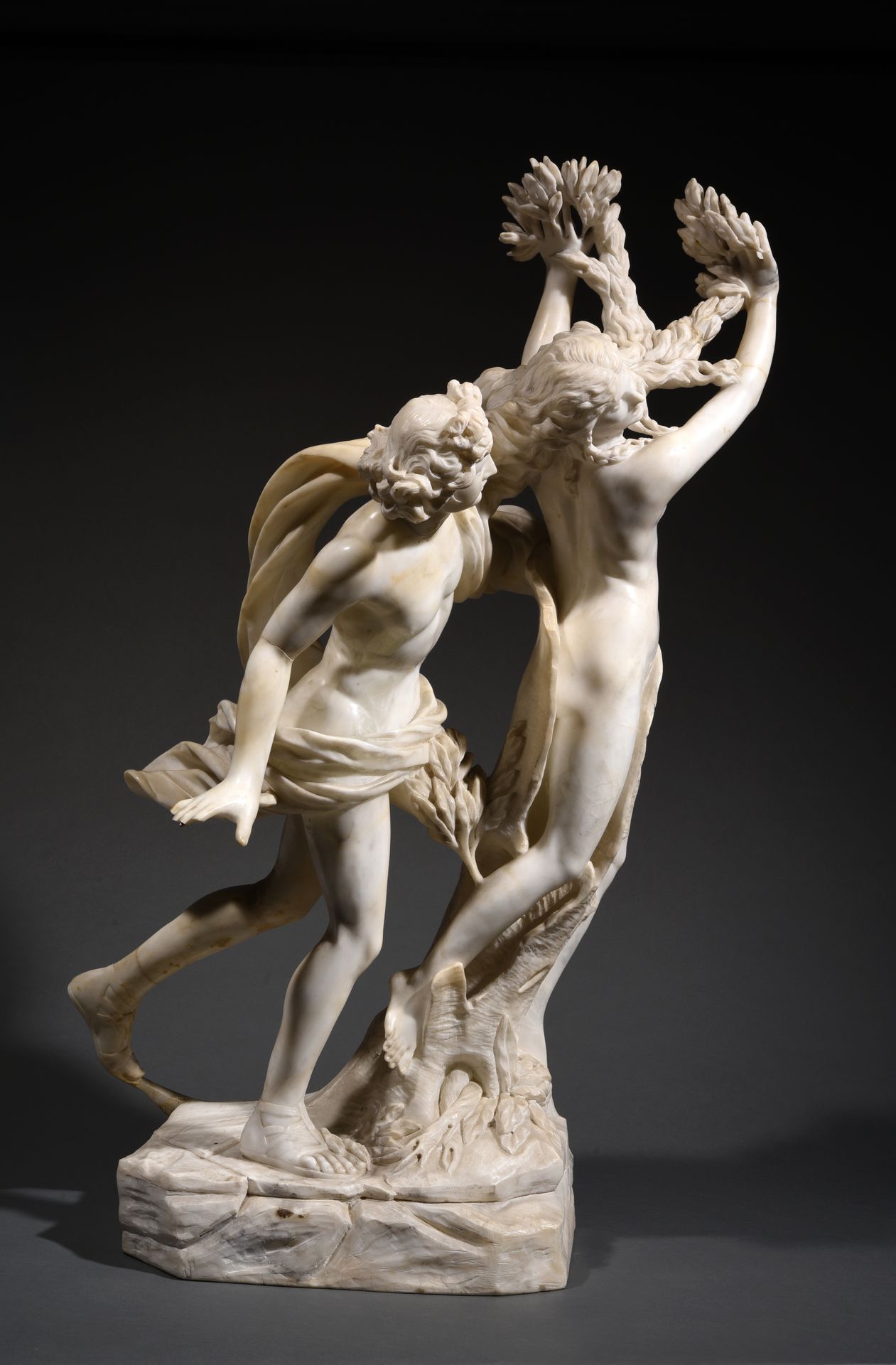 Null 阿波罗和达芙妮

白色大理石雕塑

19世纪

高：93厘米 60 x 35厘米

(失误和恢复)



根据现存于罗马博尔赫斯美术馆的贝尔尼尼雕塑改&hellip;
