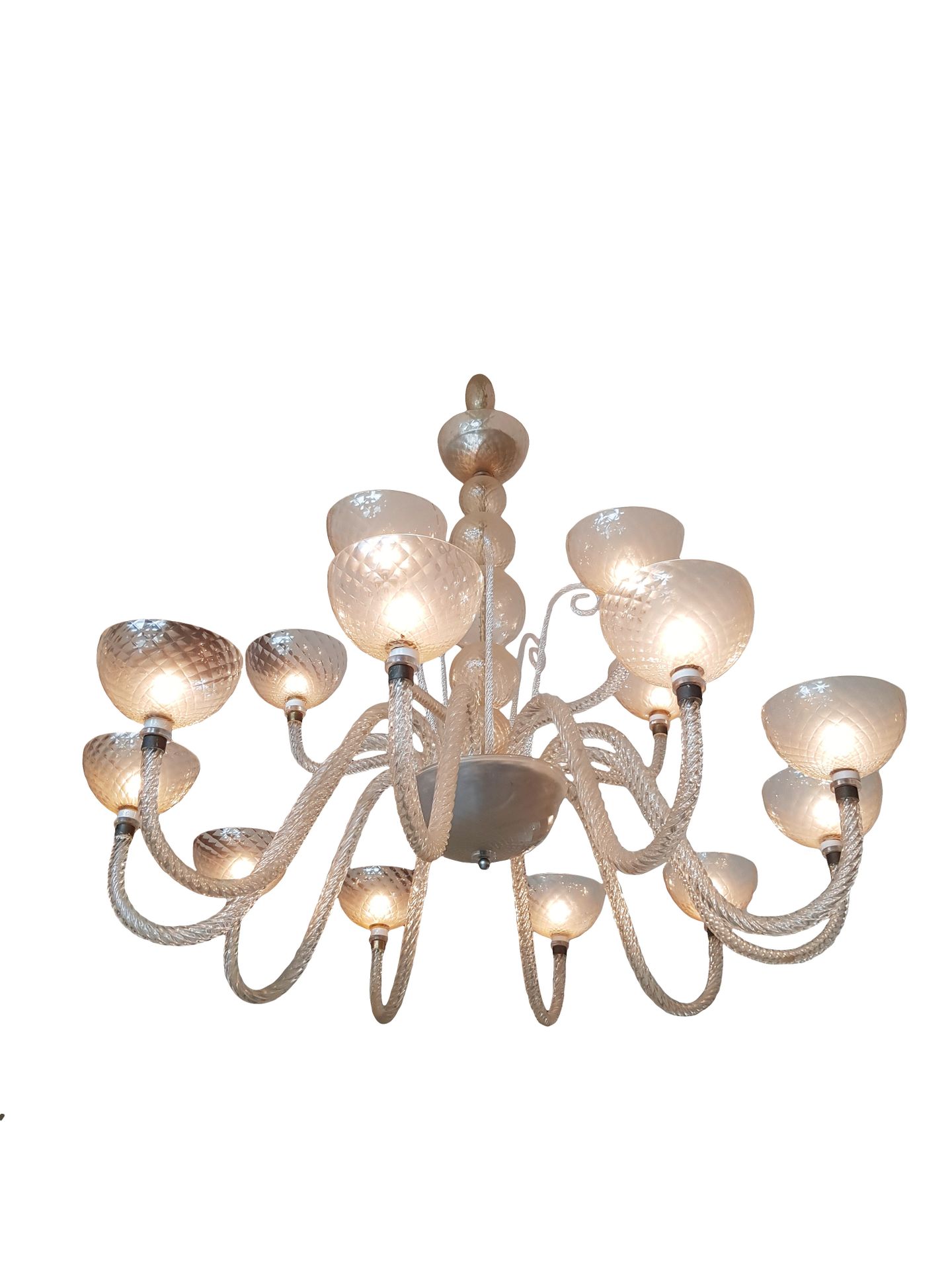 Null MURANO

Chandelier in transparent glass with fourteen arms of light.

The s&hellip;