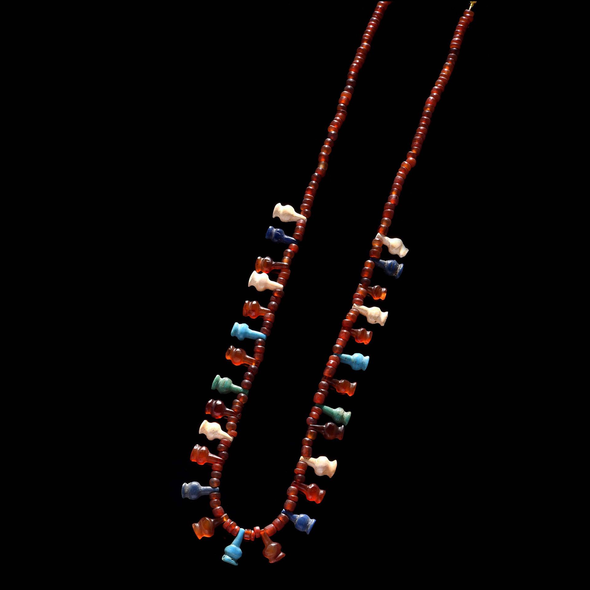 Null NECKLACE

Egypt, New Kingdom and later.

Reconstituted, and composed of car&hellip;