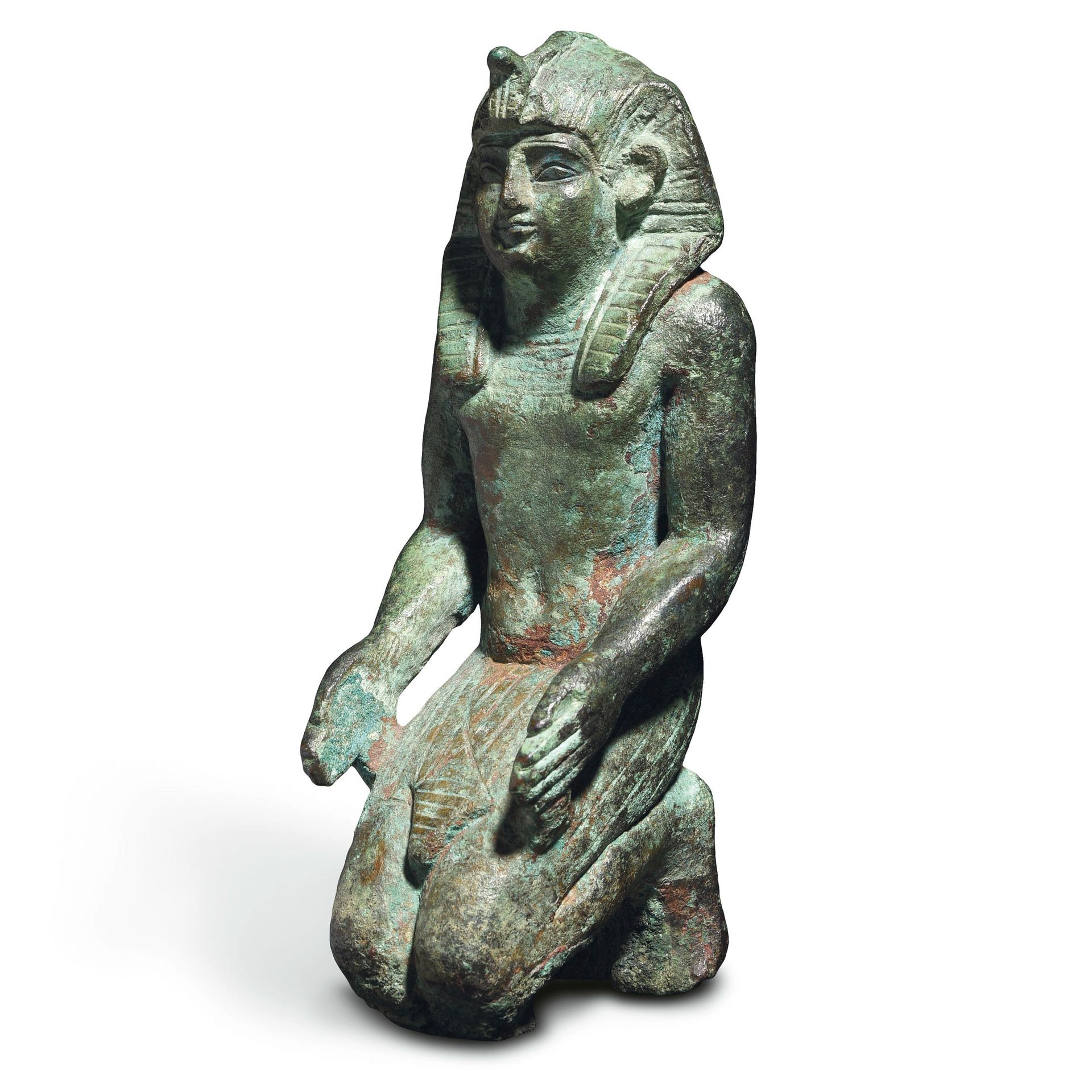 Null 跪着的法老雕像

埃及，晚期，公元前664-332年

铜质

H.12.4厘米



出处

前瑞士私人收藏，苏黎世，1930年左右收集。

然后通&hellip;
