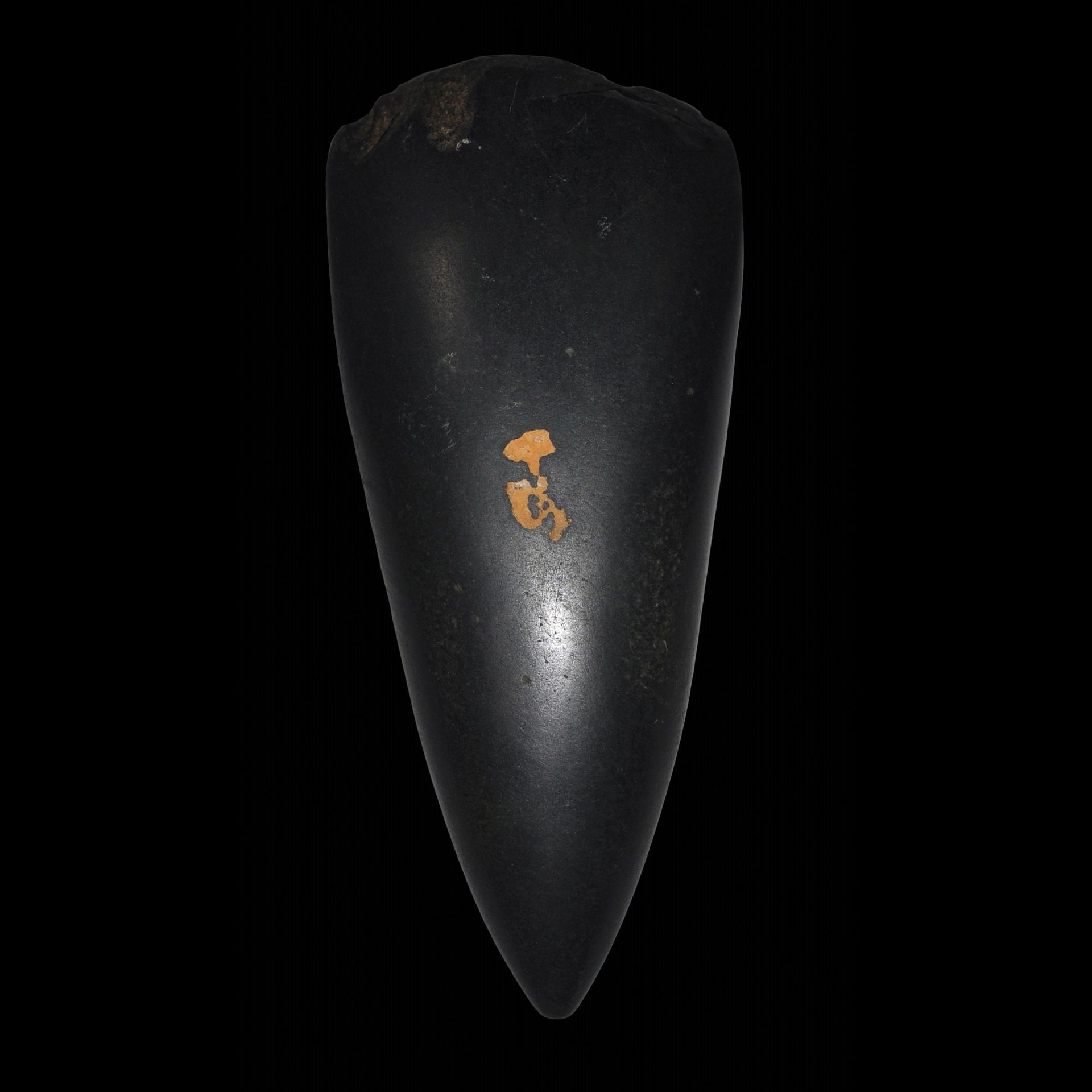 Null HERMINETTE

Eclogita pulida. 13,5 x 6 cm

Etiqueta antigua " Azuela de hach&hellip;