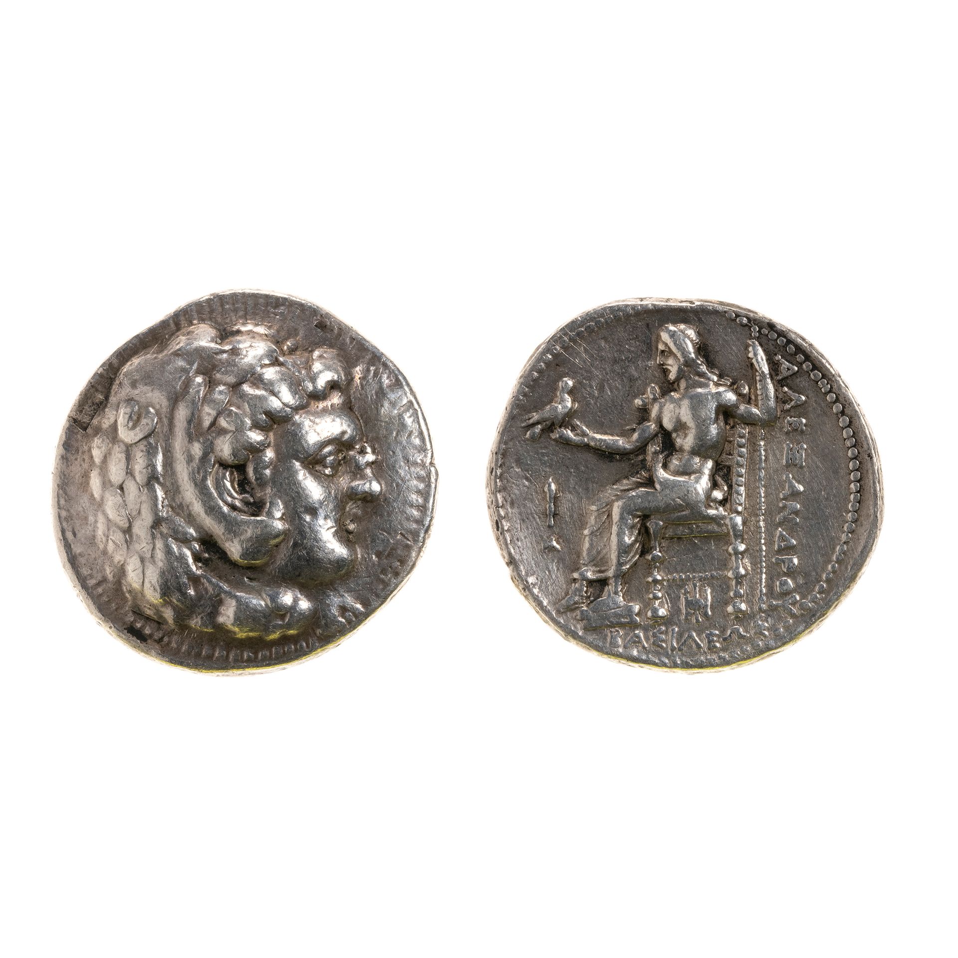 Null 马其顿王国。亚历山大三世大帝。AR Tetradrachma，巴比伦，约325-323。赫拉克勒斯头像向右，戴着狮子皮作为头饰。Rv.宙斯坐在左边，手&hellip;