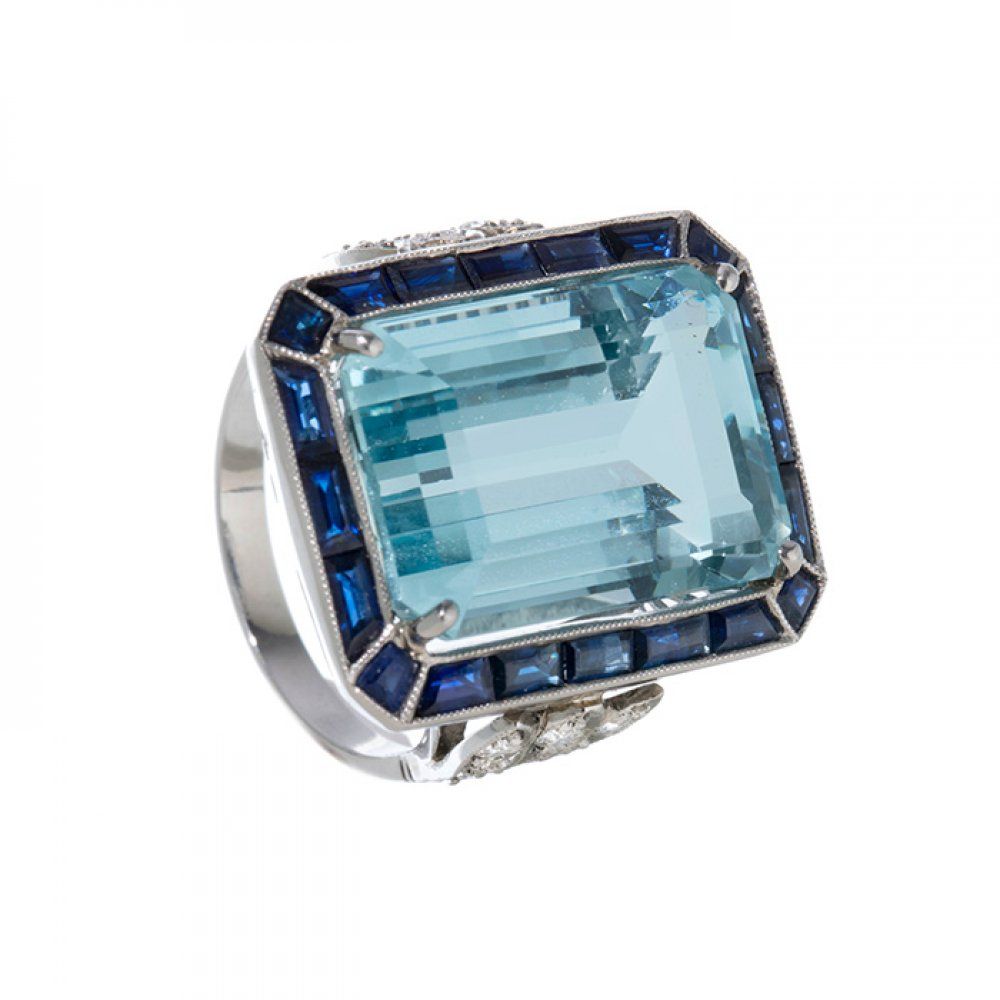 Art deco ring with aquamarine of 16.47 cts. Bague Art déco avec aigue-marine de &hellip;