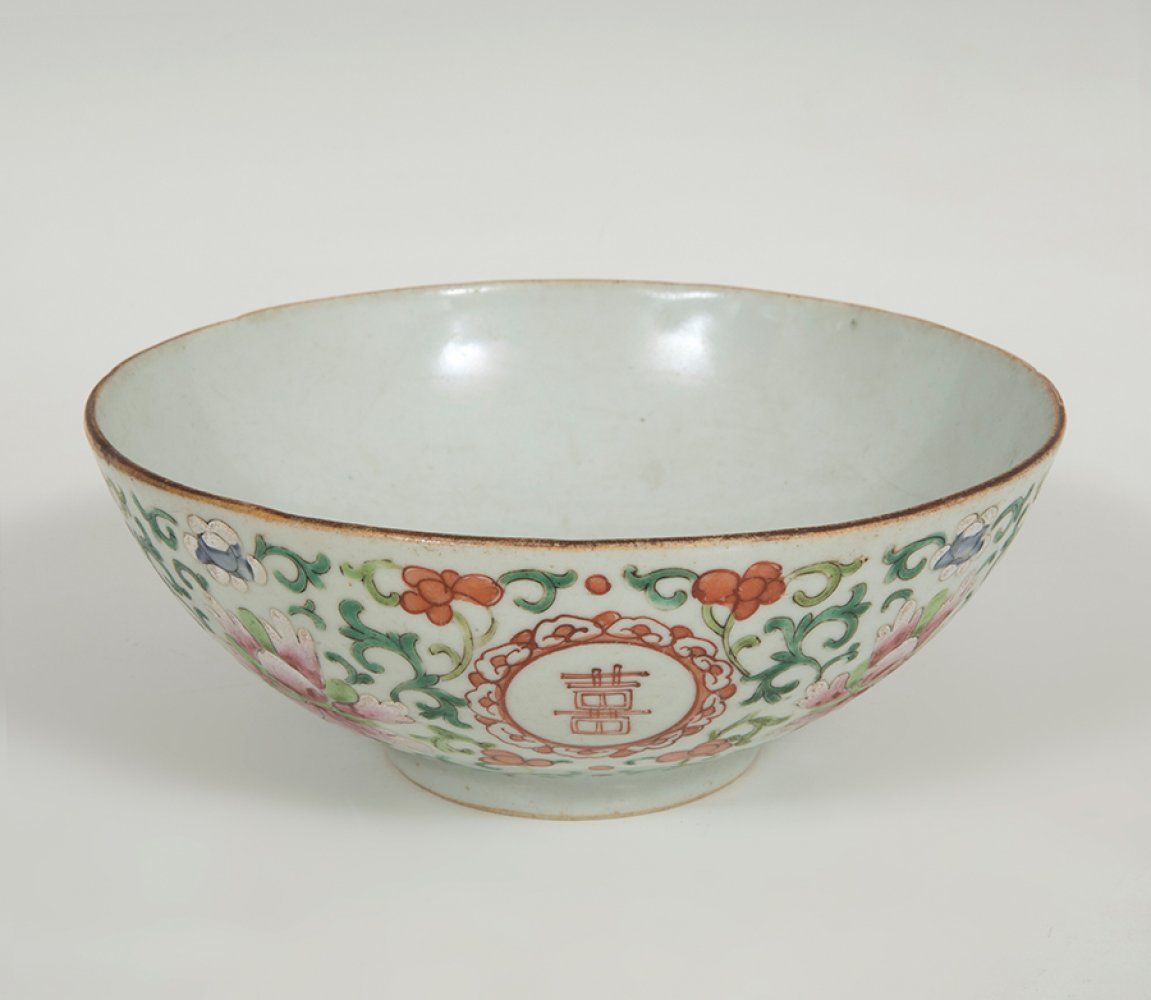 Null Bol ; Chine, 19ème siècle.
Porcelaine. Famille rose.
Avec sceau sur la base&hellip;
