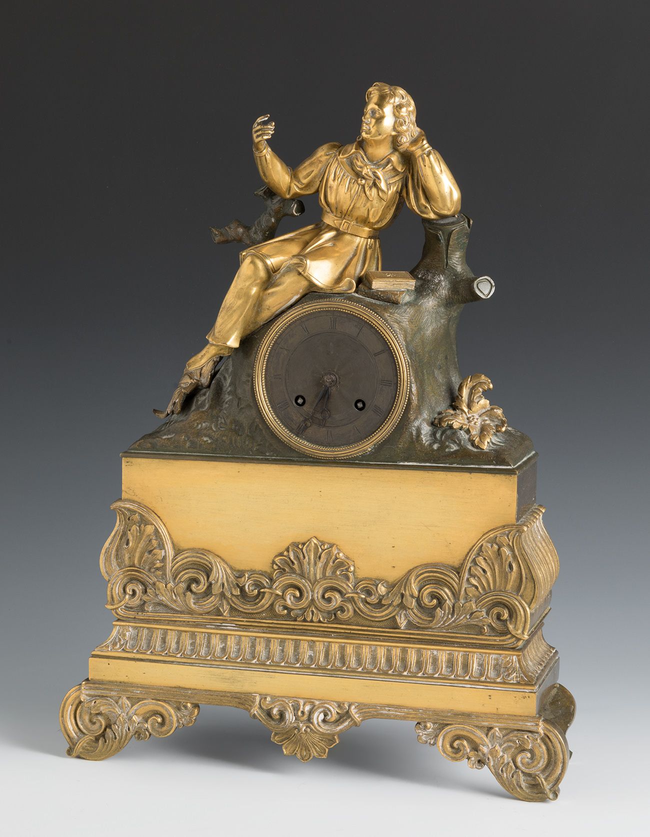 Null Horloge de table d'époque Louis Philippe. France, vers 1840.
Bronze doré et&hellip;
