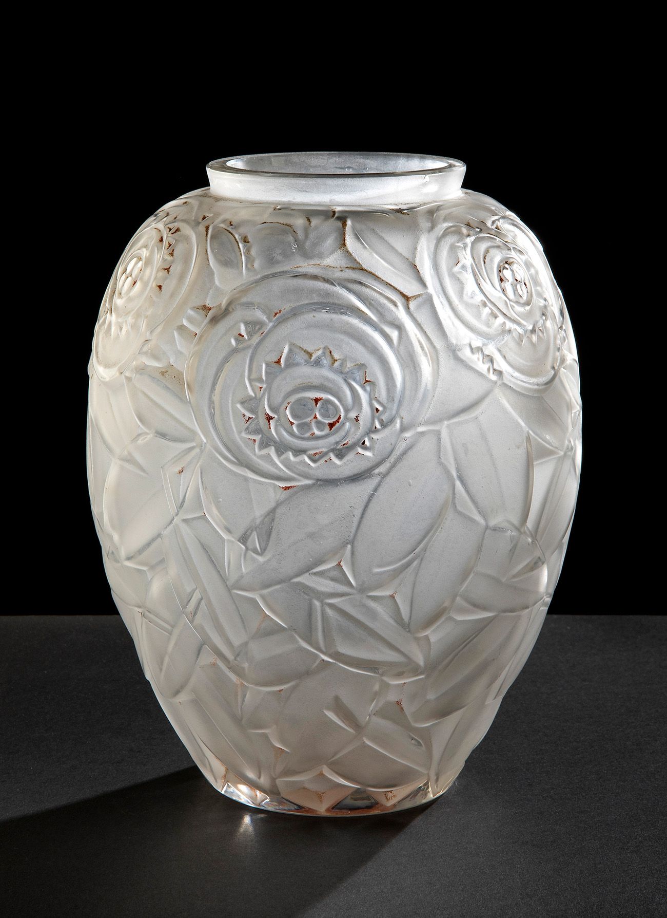 Null PIERRE D'AVESN (France, 1901 - 1990/91).
Vase Art Déco, vers 1930.
Verre mo&hellip;
