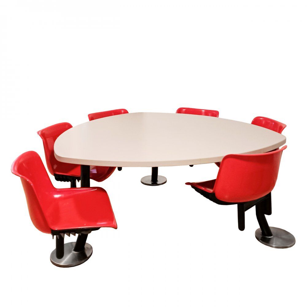 Null OSVALDO BORSANI（瓦雷多，1911-1985 年，米兰），代表 Tecno 公司。

桌子和 6 把椅子。型号 "Modus"。意大利，&hellip;