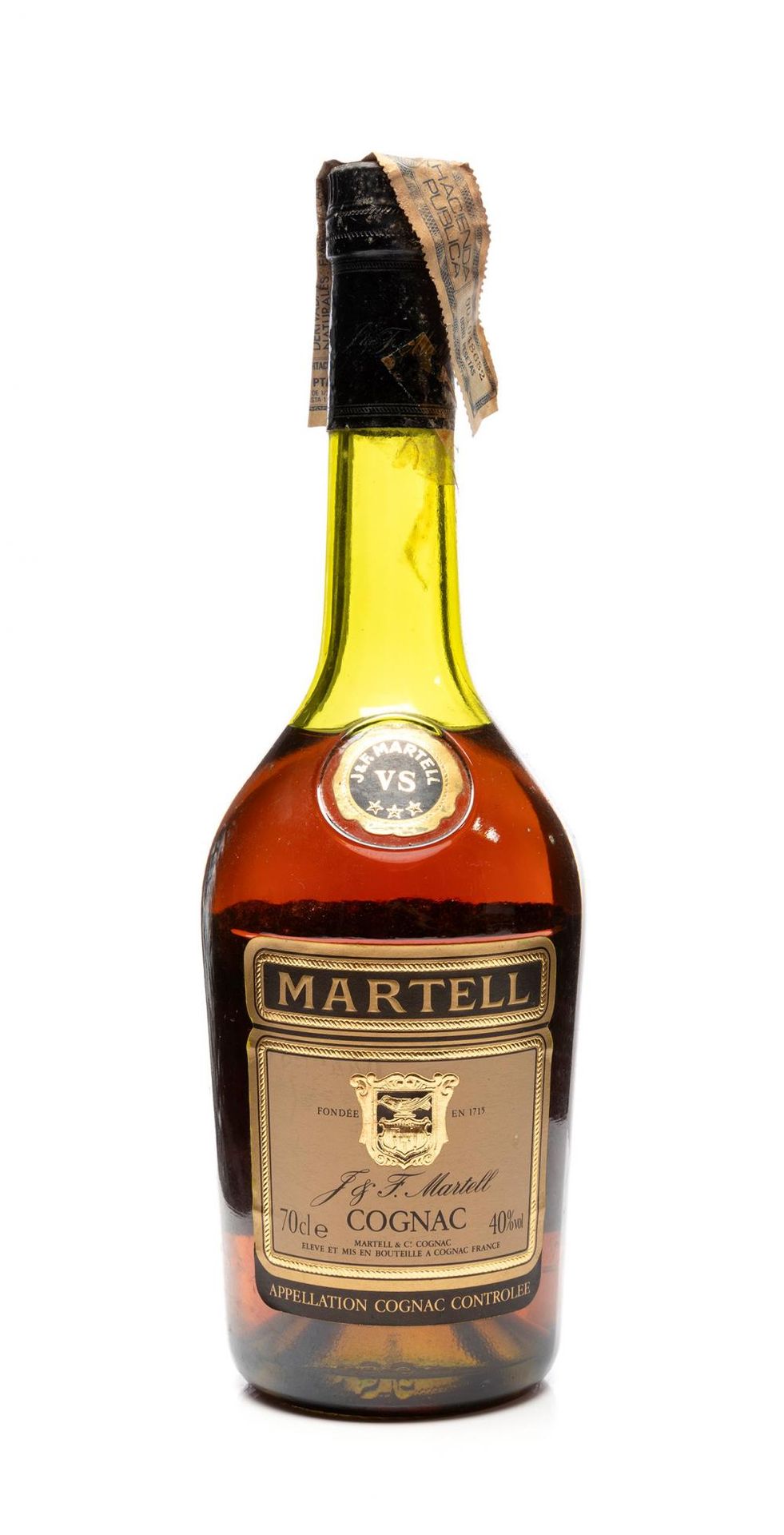 Null 1 bouteille de Martell VS.

70 cl. Cognac français. 

Bouteille scellée. 

&hellip;