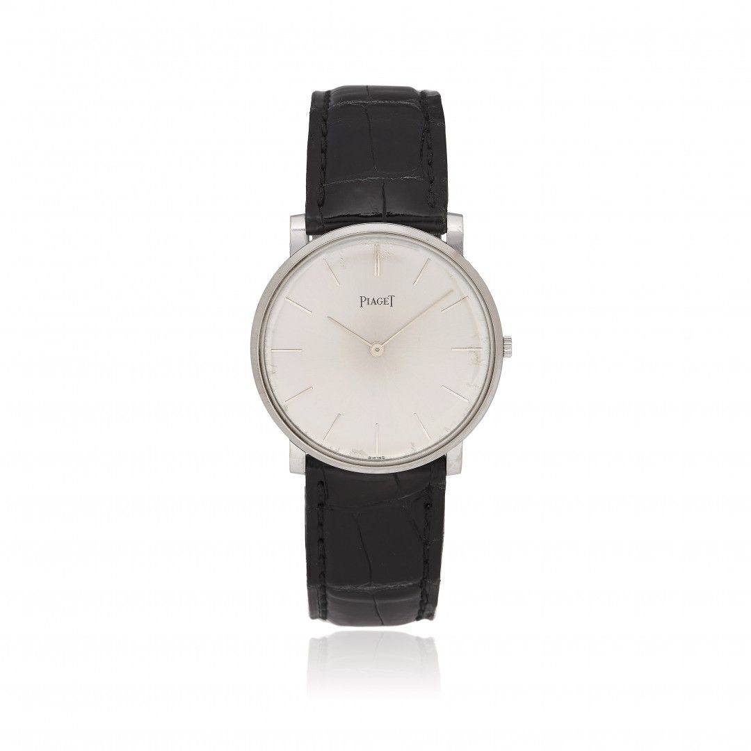Null PIAGET IN WHITE GOLD REF. 912, 60S Case: signed, n. 118401, two-body in 18K&hellip;