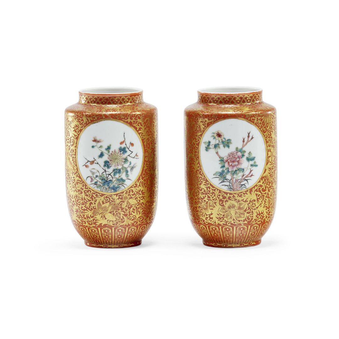 Null Coppia di vasi - COPPIA DI VASI 中国, XIX-XX secolo Porcellana con three meda&hellip;