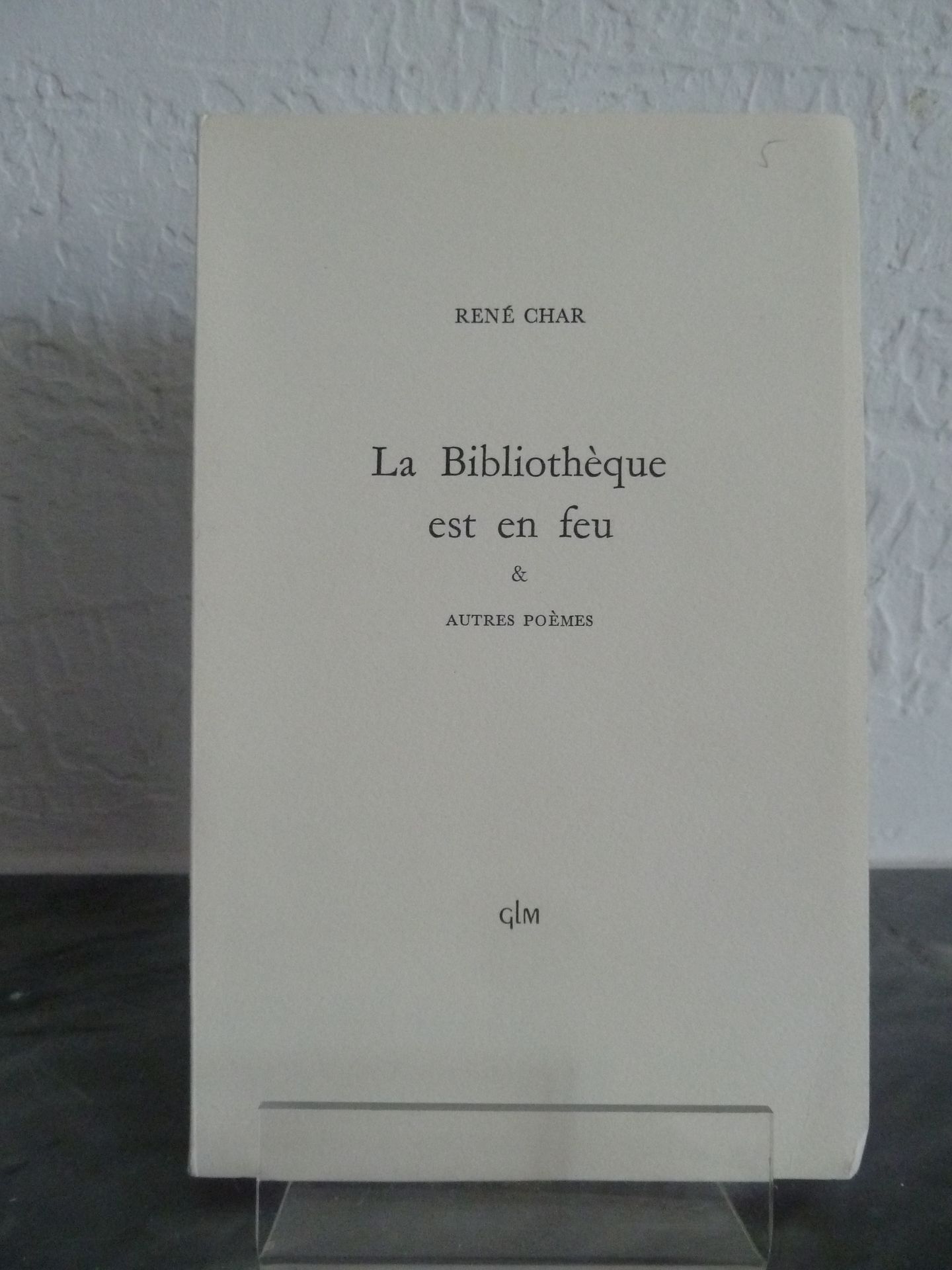 Null (Corti) CHAR, René: La bibliothèque est en feu et autres poèmes.巴黎: GLM, s.&hellip;