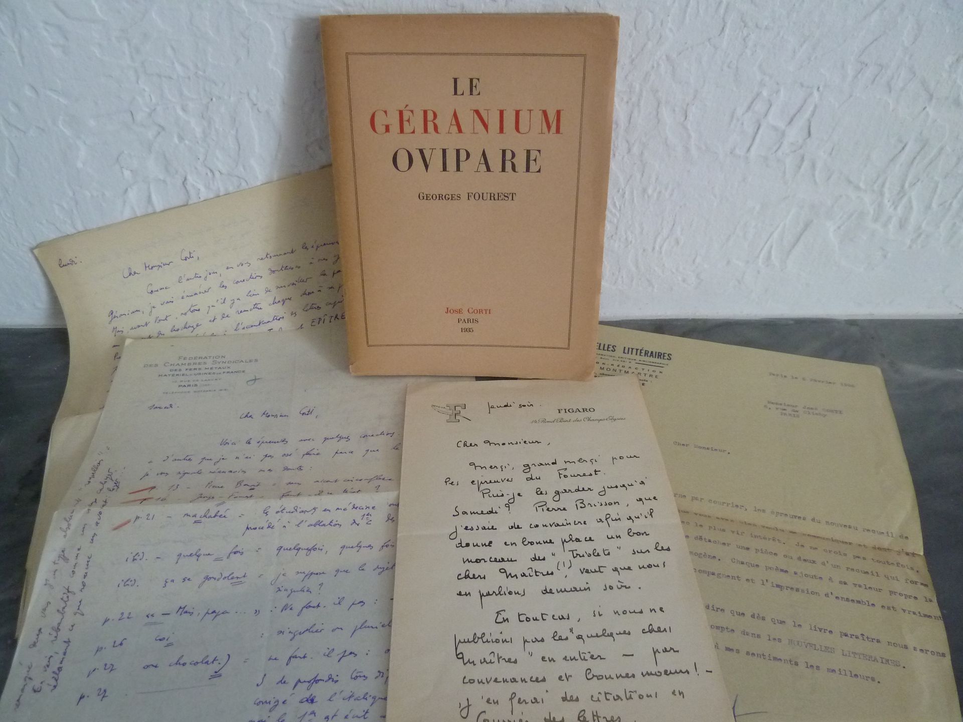 Null (Corti) FOUREST, Georges: Le géranium ovipare.巴黎：何塞-科尔蒂，1935年。一卷8°平装书，印刷封面，&hellip;