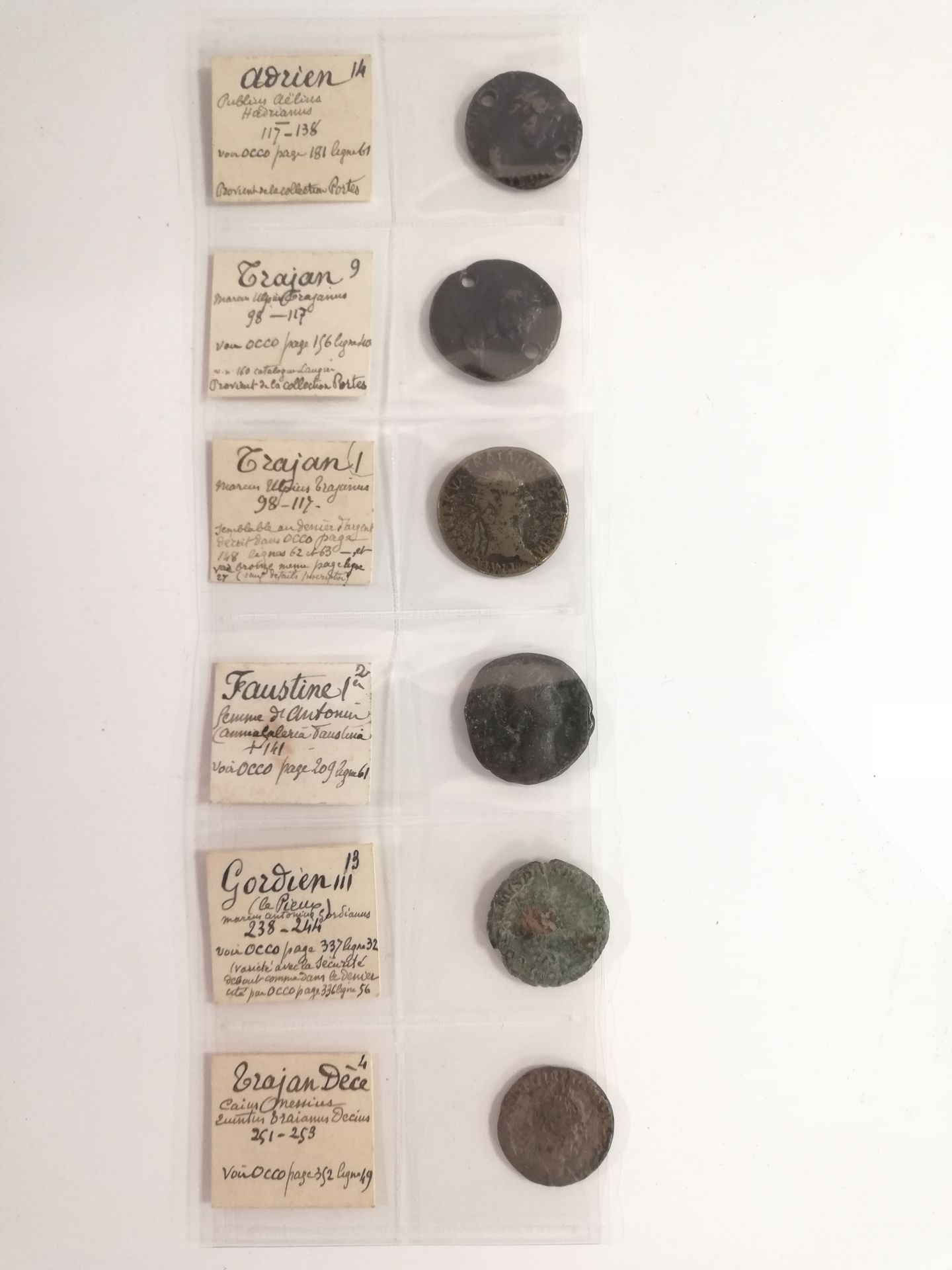 Null Lot de 6 bronzes Romains, 5 as et 1 dupondius : Hadrien (percé), Trajan (2 &hellip;