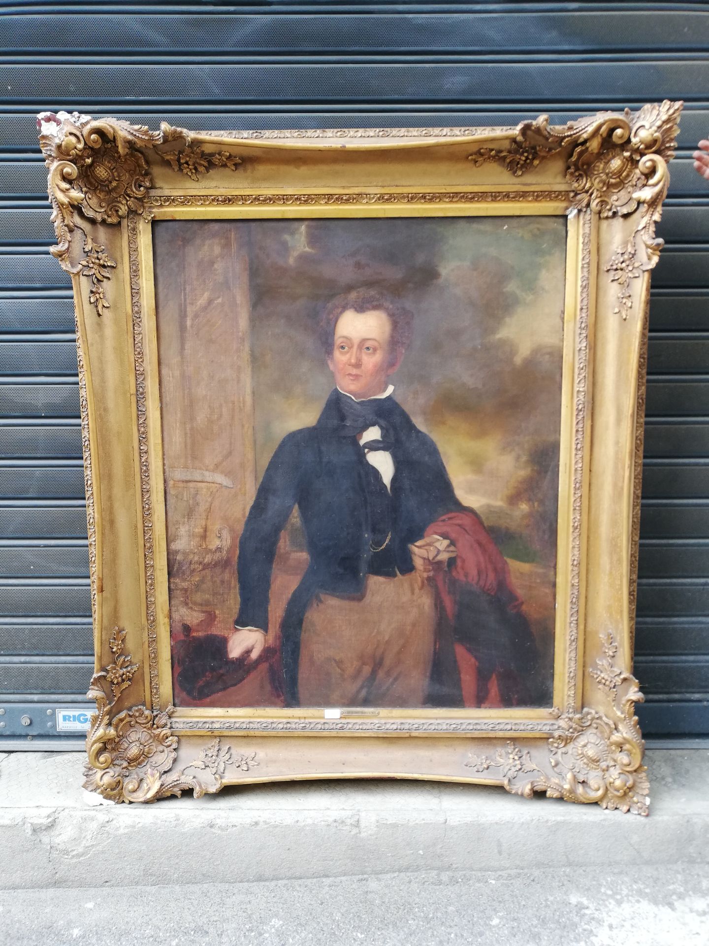 Null 19世纪学校，"一个贵族的肖像"，大型布面油画。125x102cm。（事故，修复和重绘）。重要的木雕框架，粉刷和镀金(acc.)有一个D.J De B&hellip;