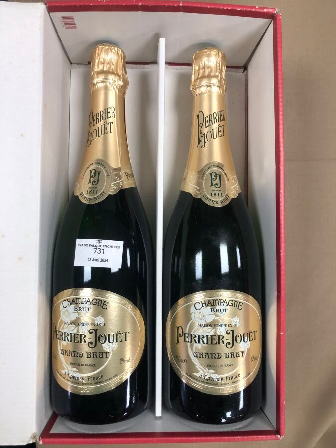 Null 2 bottles of PERRIER-JOUET brut champagne