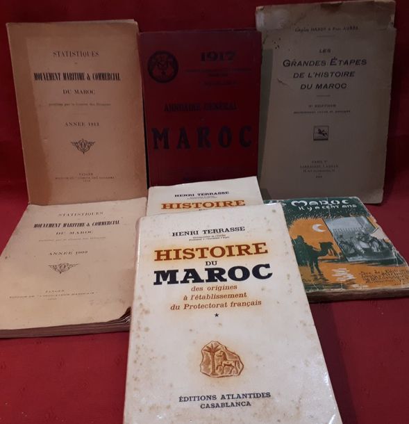 Null [MAROC] Ensemble de six livres :

- Henri TERRASSE. Histoire du Maroc des o&hellip;
