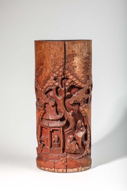 Null Bitong porte-pinceaux en bambou, sculpté d’une scène dans une pagode sous d&hellip;