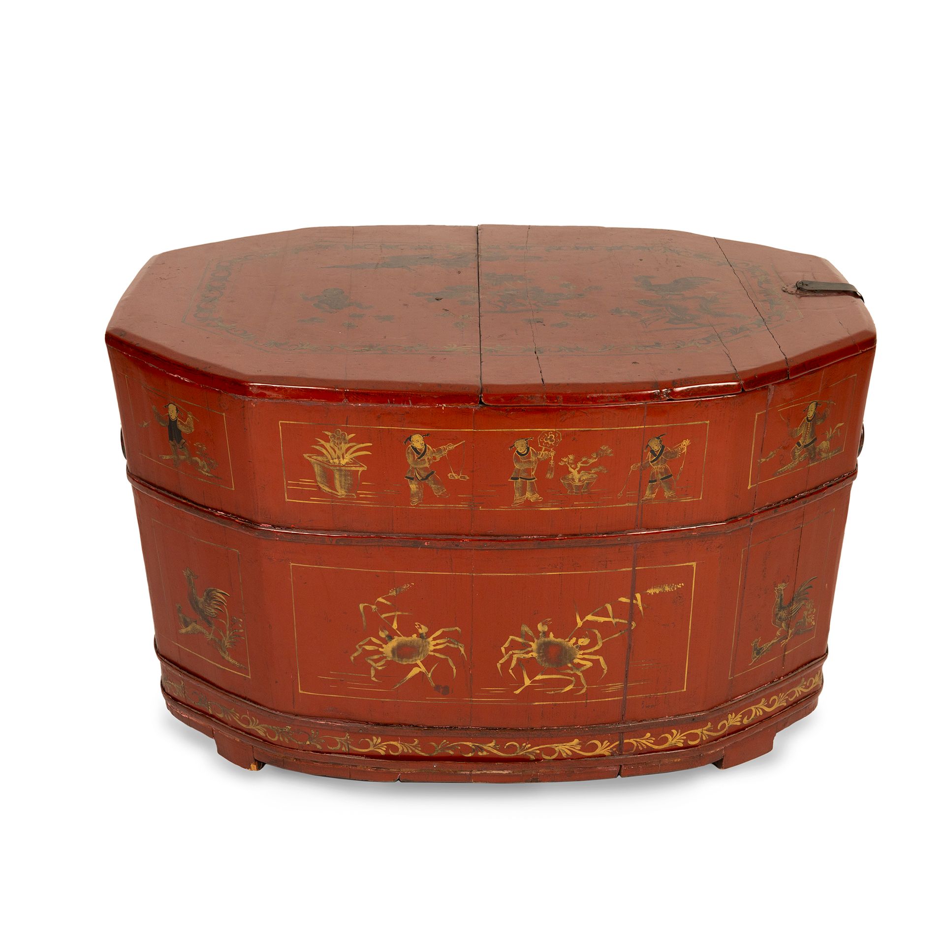 Null Coffre de mariage en bois laqué rouge, Chine, 19ème siècle de forme octogon&hellip;