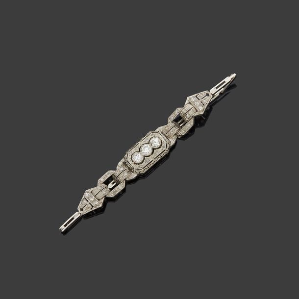 Null Bracelet en platine, 850‰, articulé de maillons géométriques ajourés, serti&hellip;