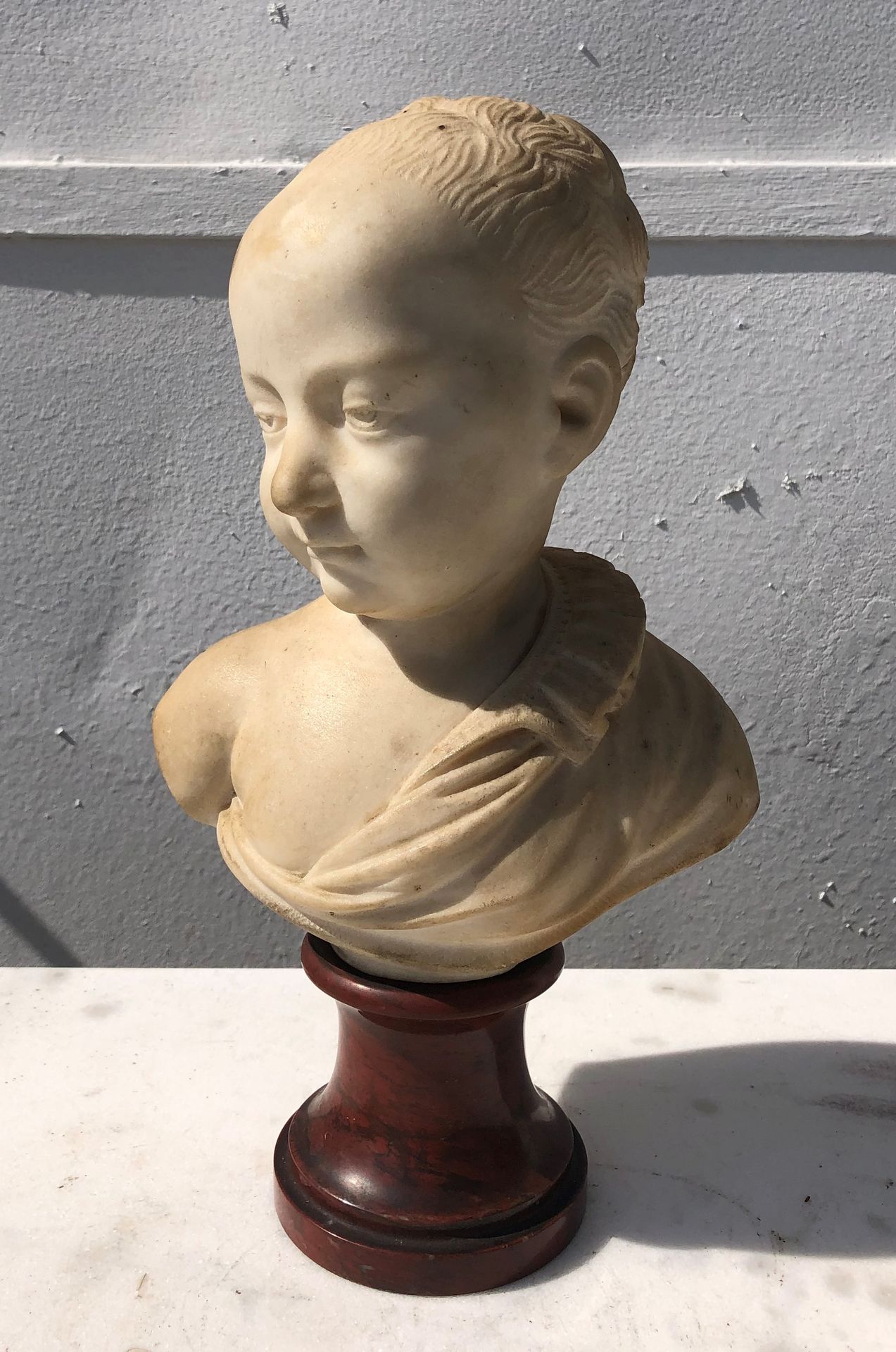 Null After Germain PILON

Bust of a child

Carrara marble on a cherry marble bas&hellip;