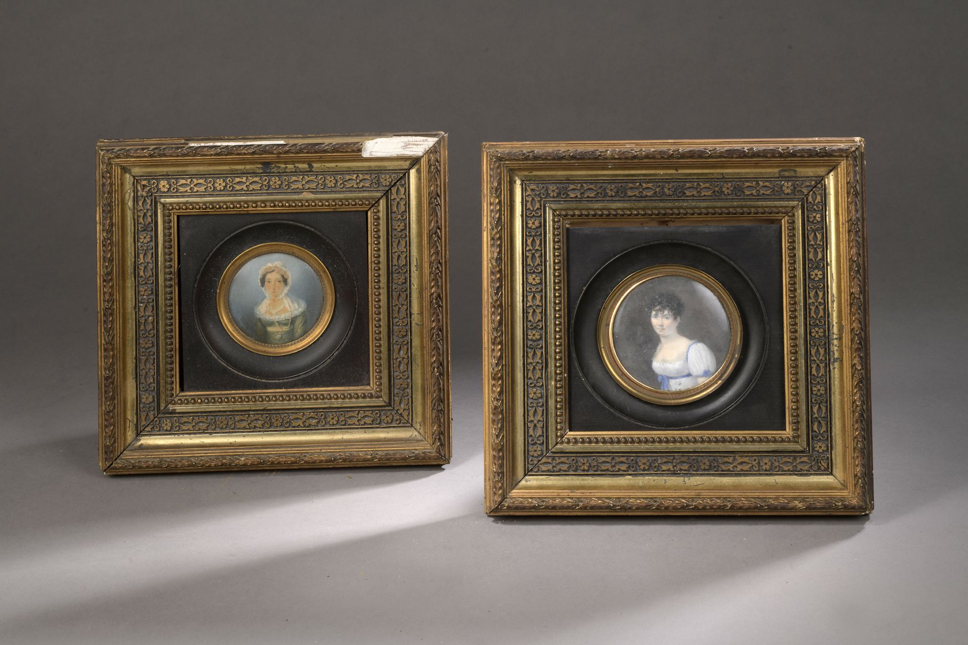Null Marie-Nicolas PONCE-CAMUS (巴黎1778-1839)

康斯坦丁夫人的画像，她叫德斯普雷兹

水粉画在象牙上。左下角有签名和&hellip;