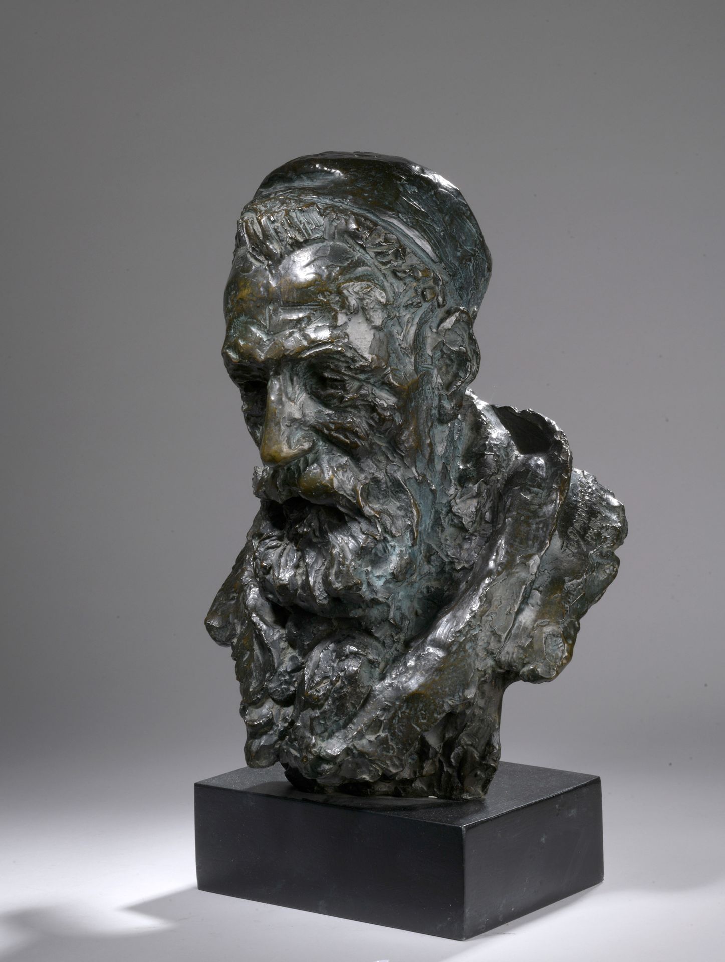 Null Jo DAVIDSON (1883-1952)

Anatole Frankreich

Bronze mit brauner Patina mit &hellip;