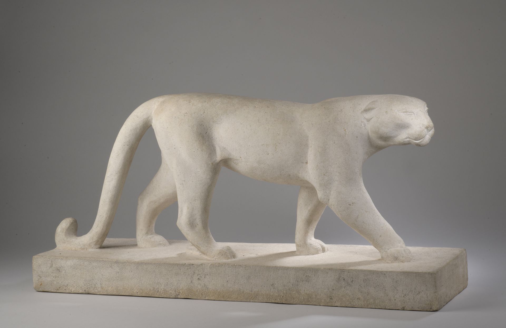 Null FRENCH SCHOOL early 20th century

Panther

Stone.

31,5 x 66 x 17,5 cm