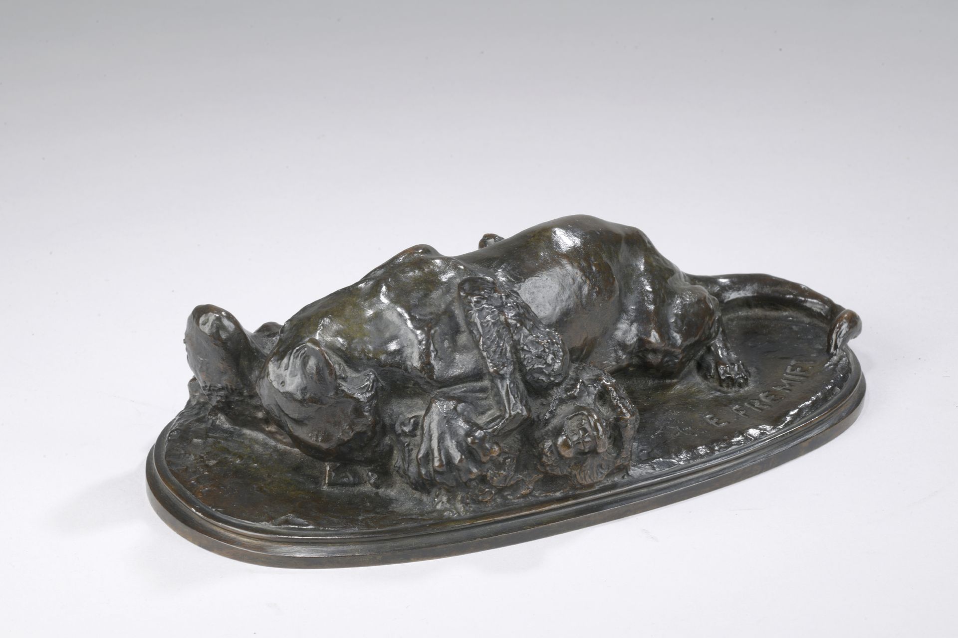 Null Emmanuel FREMIET (1824-1910)

Jaguar dévorant un singe

Bronze à patine bru&hellip;