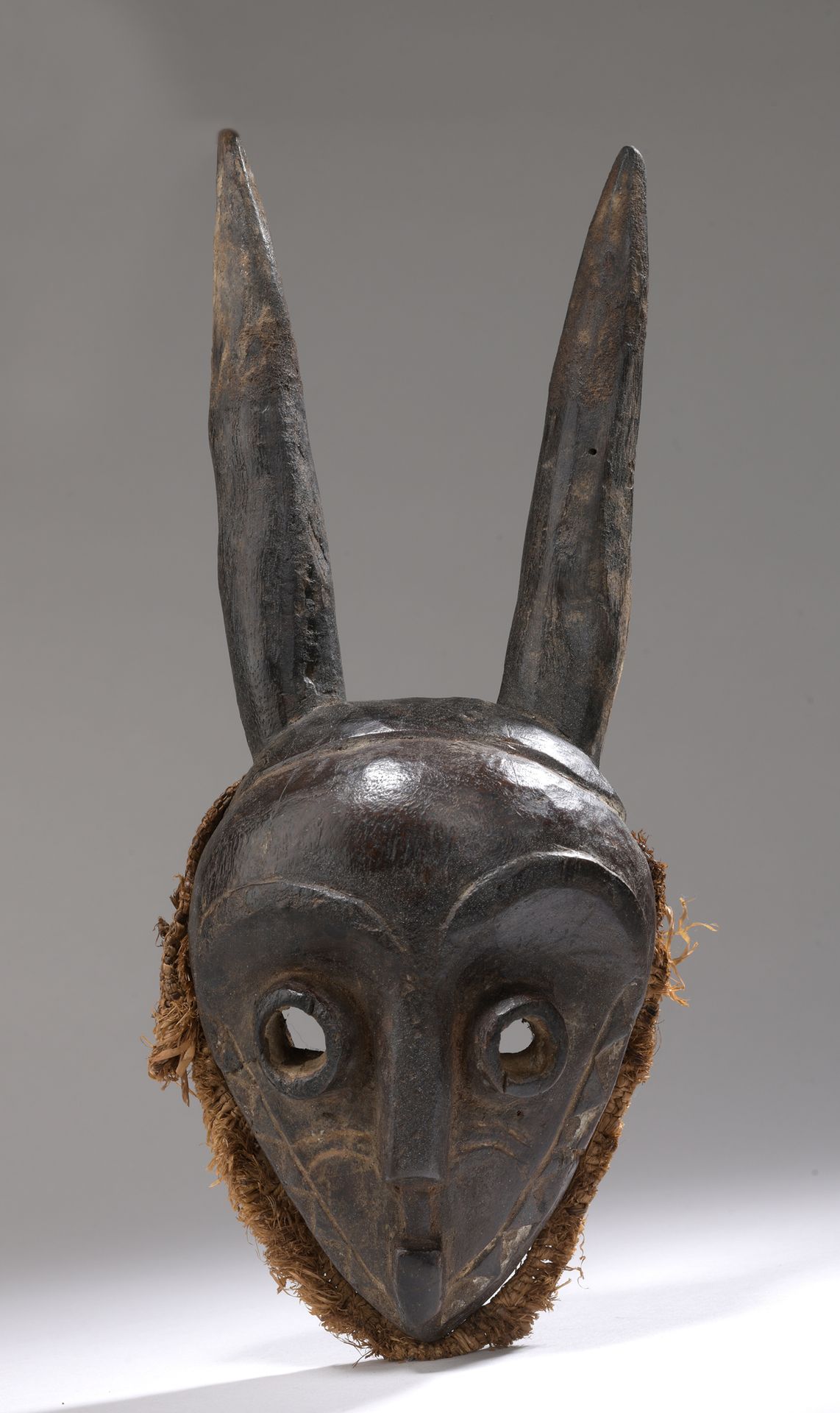 Null THANGI PENDE MASK, Democratic Republic of Congo

Wood with brown patina, fi&hellip;