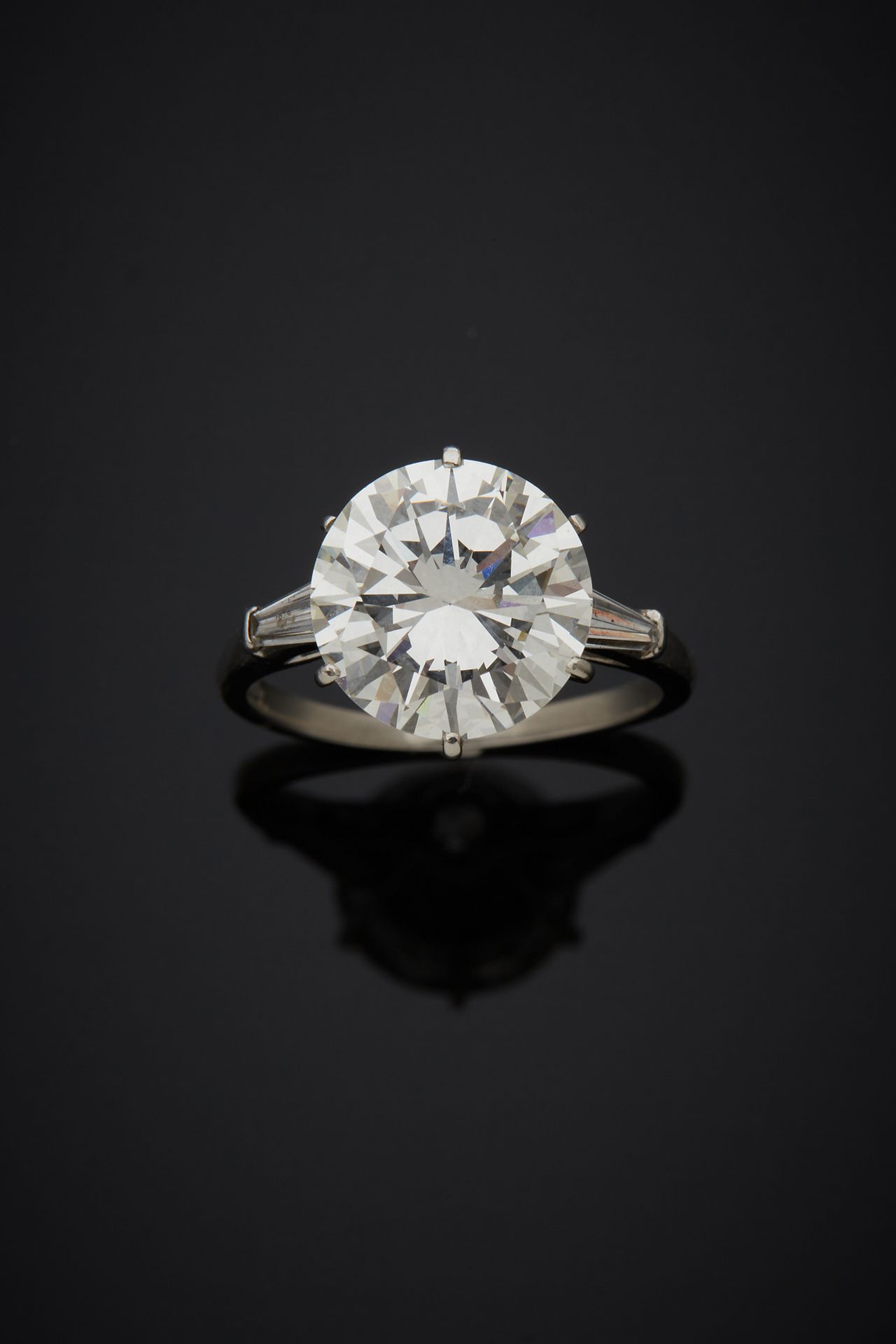 Null MAUBOUSSIN - Solitaire en platine 850‰, serti d’un diamant de taille brilla&hellip;