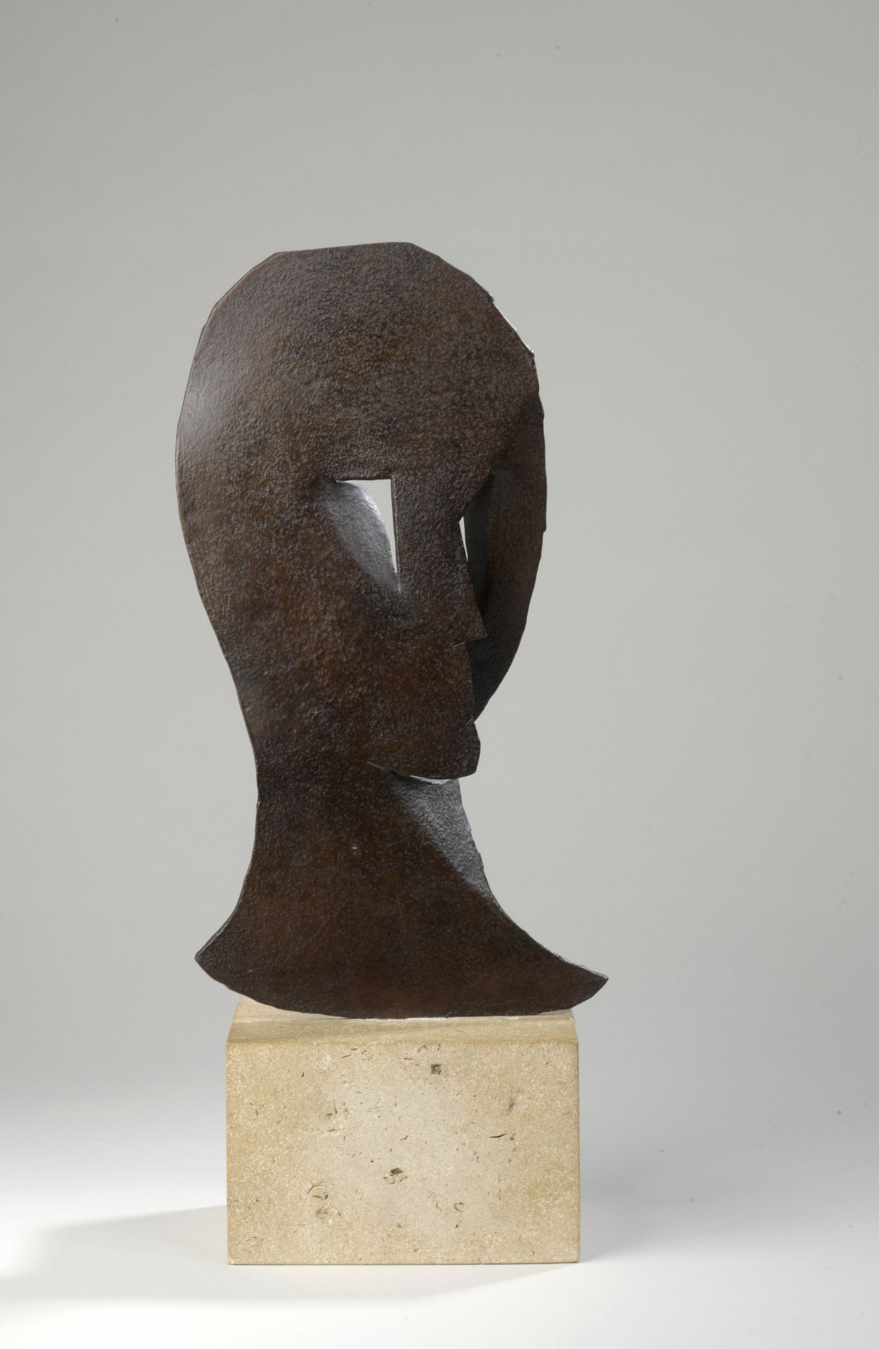 Null Julio Gonzalez (1876-1942) 

Mask of an adolescent, 1929-1930

Bronze proof&hellip;