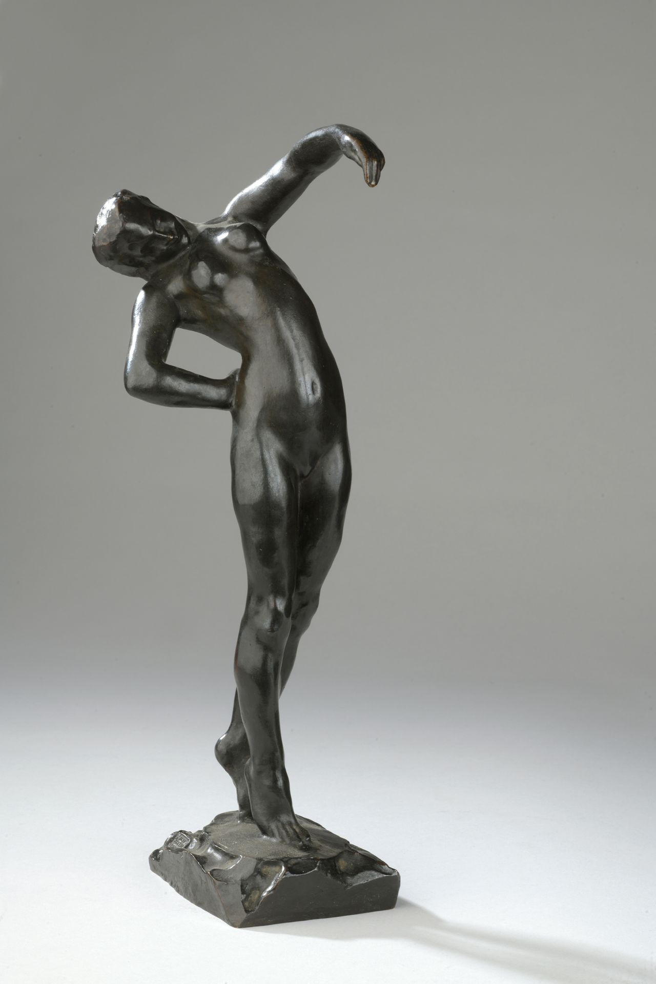 Null Joseph Antoine Bernard (1866-1931) 

Nackte Tänzerin

Bronze mit brauner Pa&hellip;