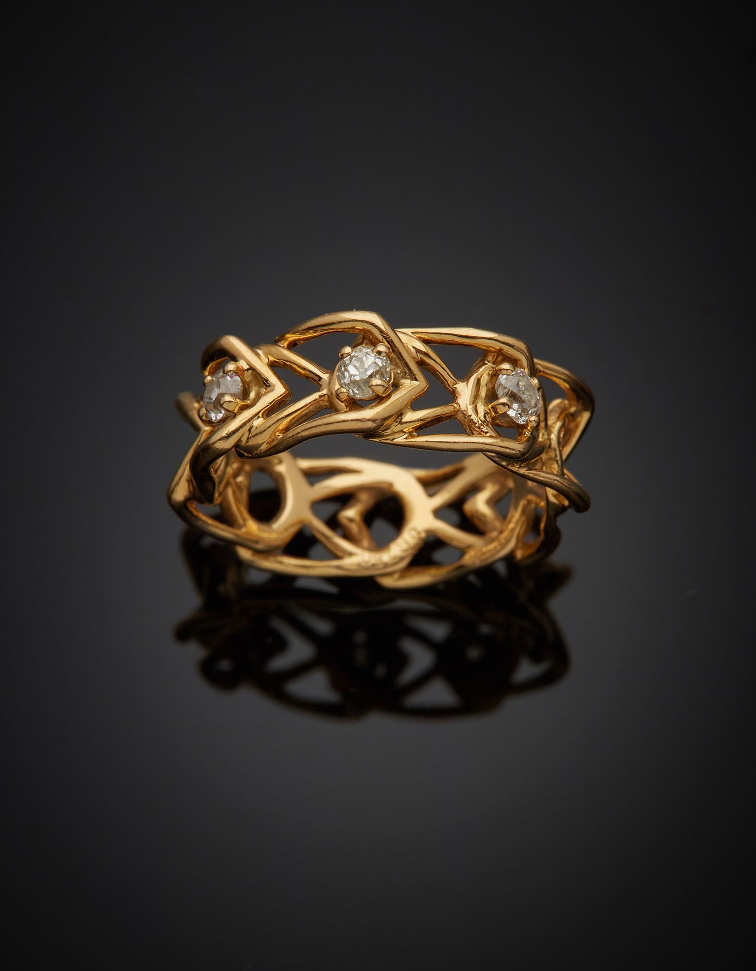 Null Alexandre REZA - 镂空结婚戒指，18K黄金750‰，镶嵌老式切割钻石。已签名，有使用过的痕迹。

手指尺寸52 毛重4.80克