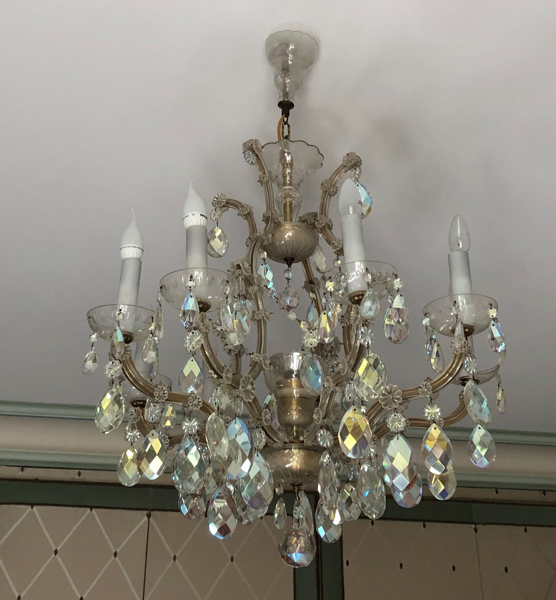 Null Glass and crystal chandelier with pendants, cage type with eight lights

H &hellip;